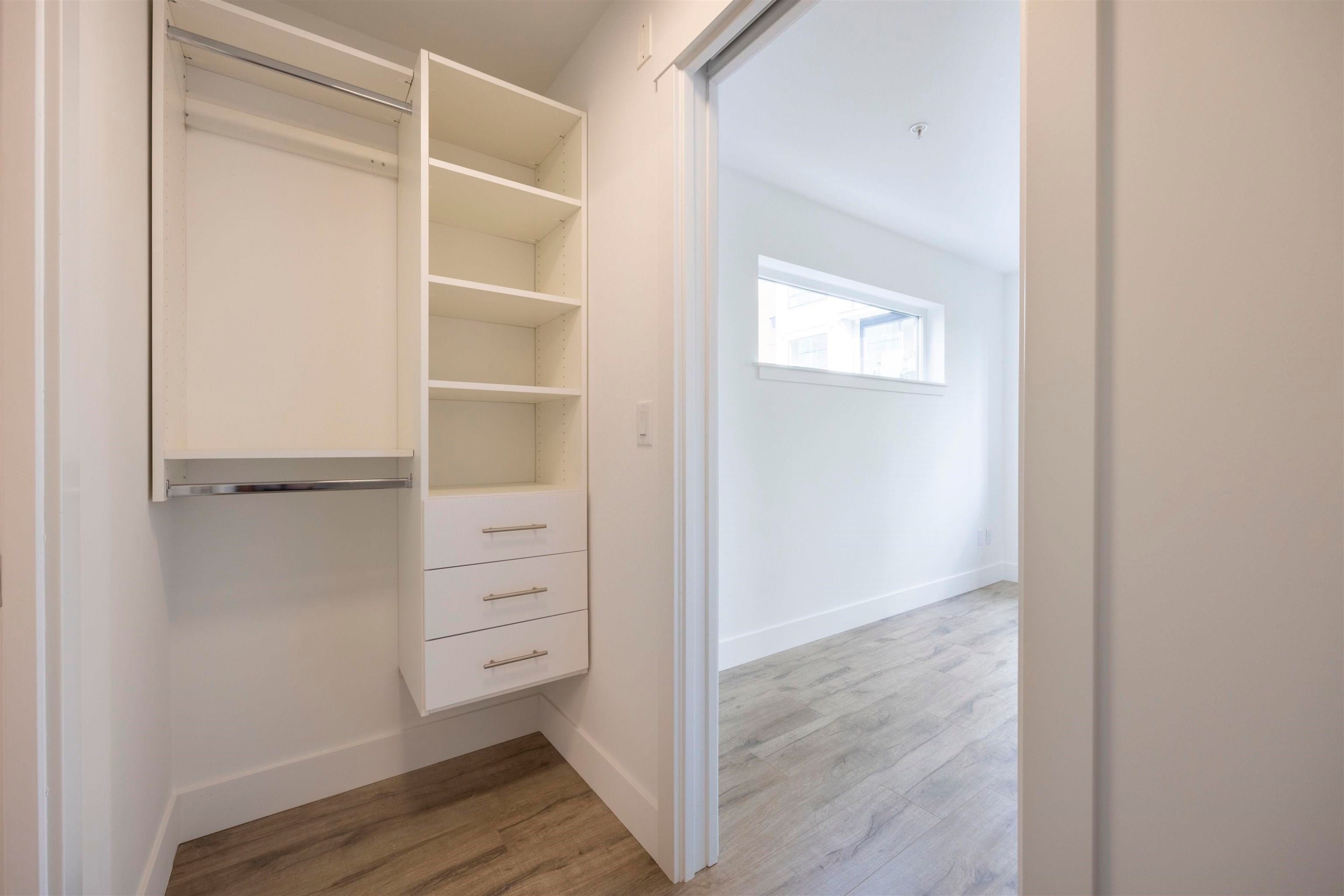 19-6328 King George Boulevard, Surrey, BC