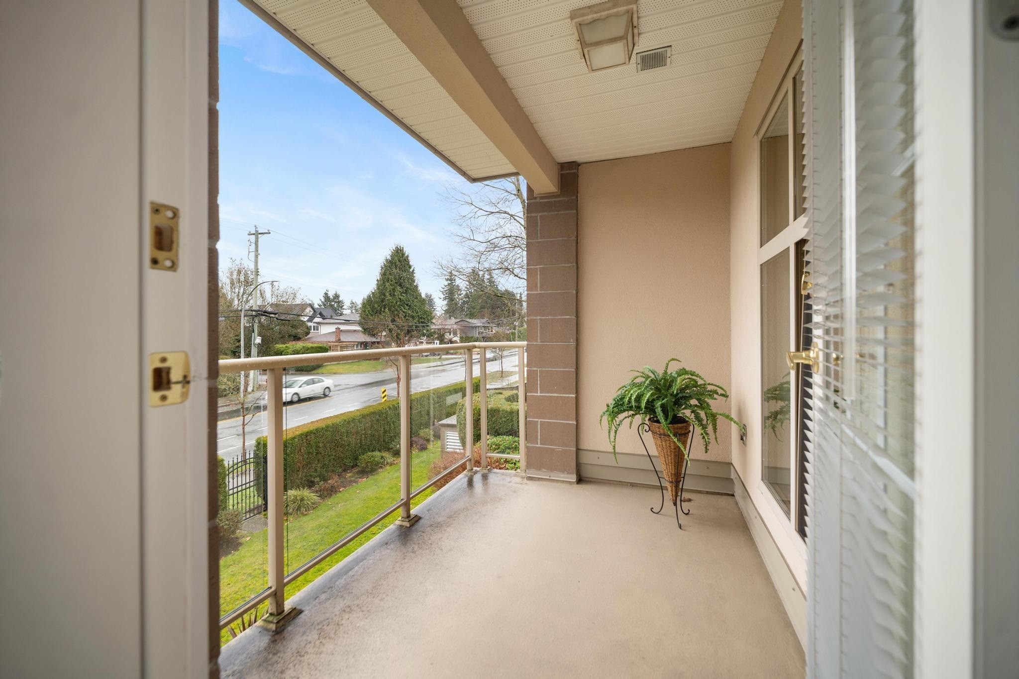 205-1929 154 Street, Surrey, BC