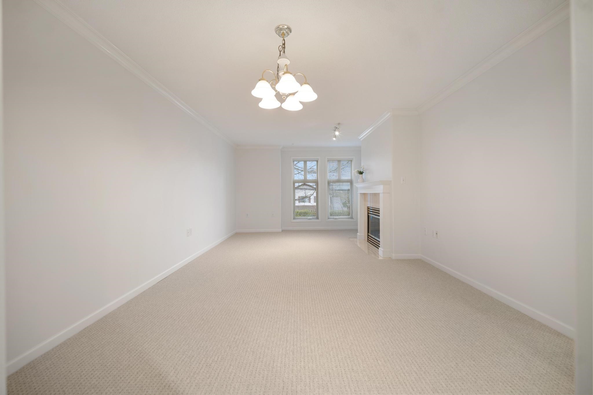 205-1929 154 Street, Surrey, BC