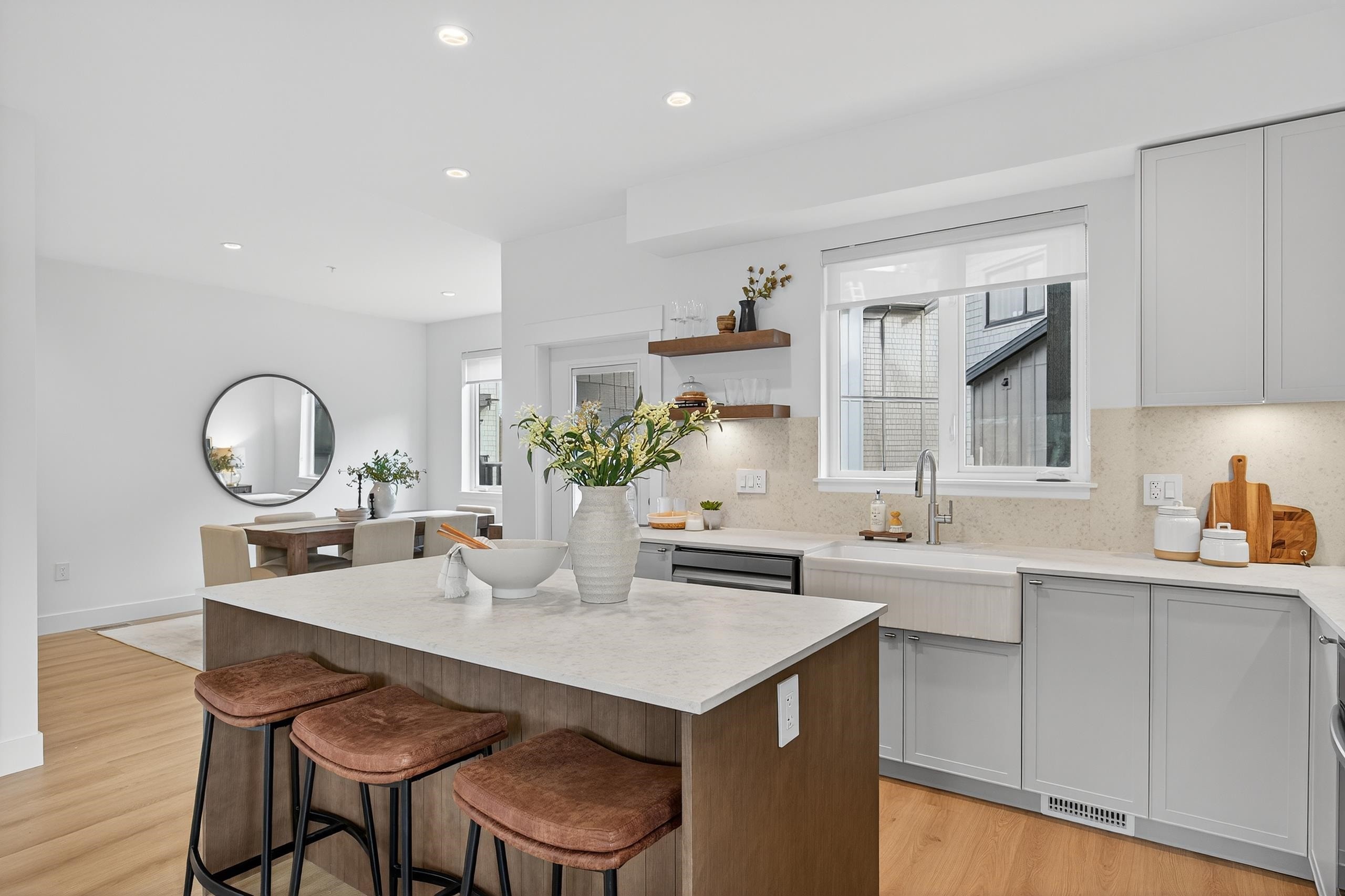 5-6828 208A Street, Langley, BC