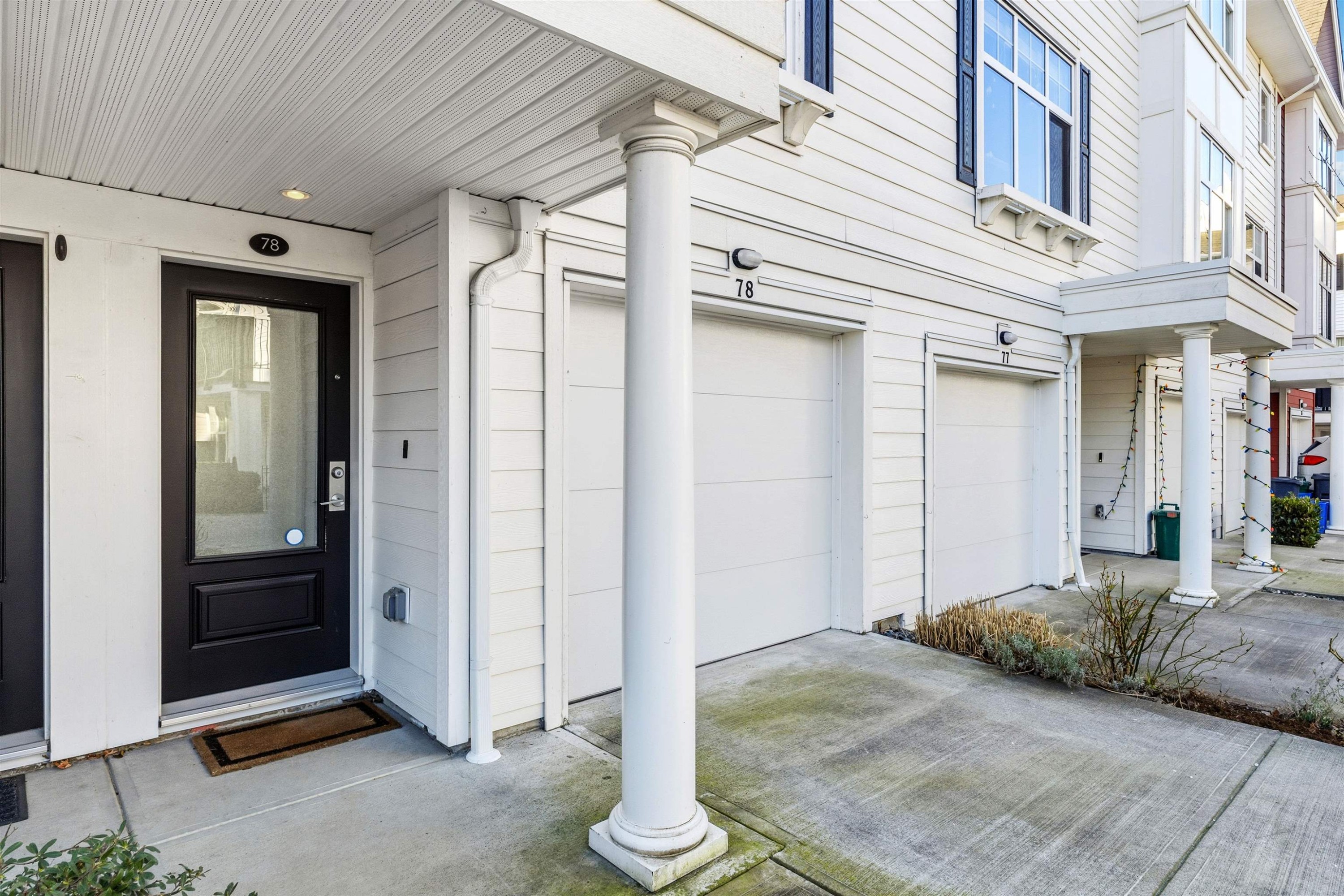 78-27735 Roundhouse Drive, Abbotsford, BC