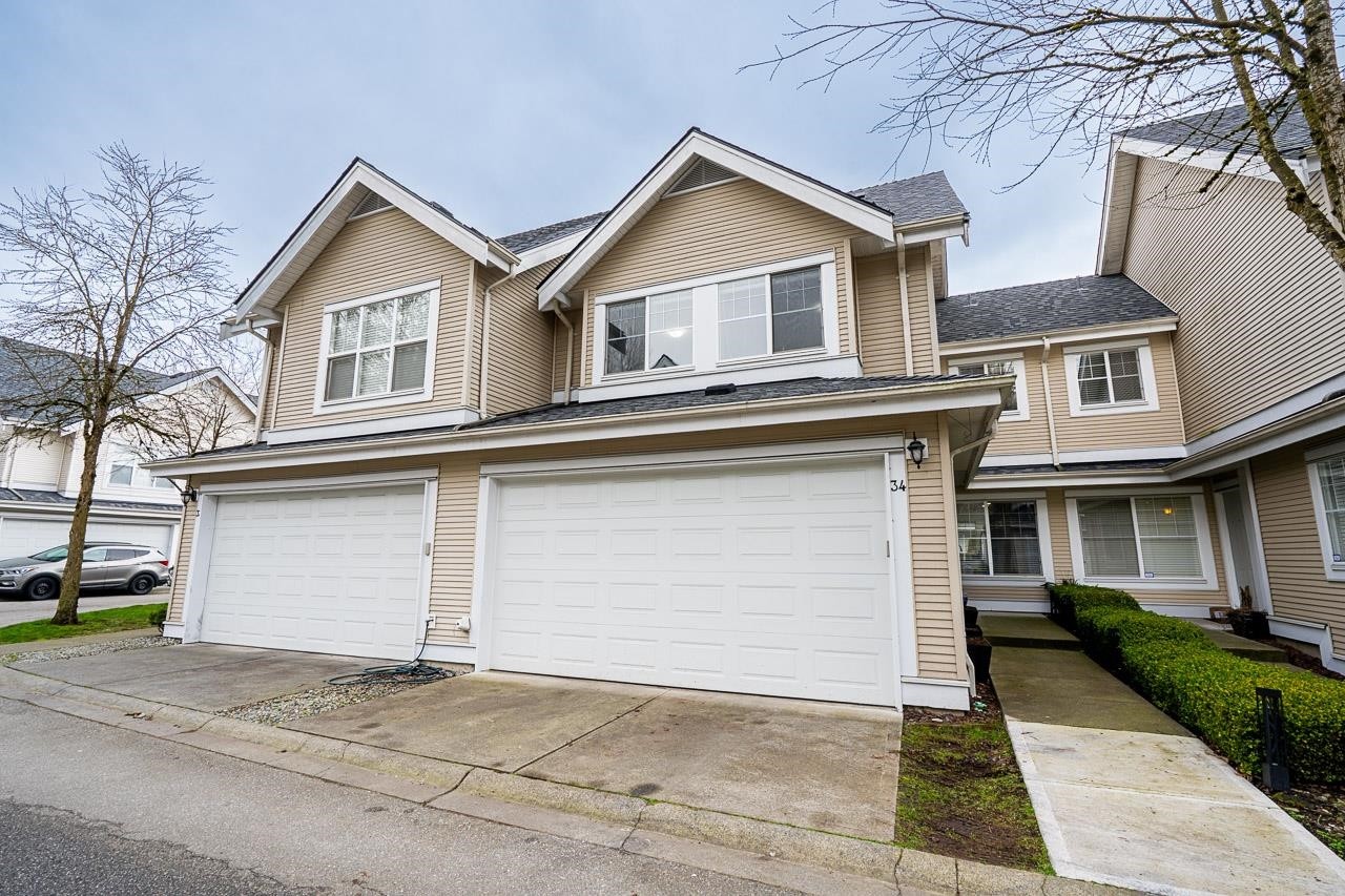34-17097 64 Avenue, Surrey, BC