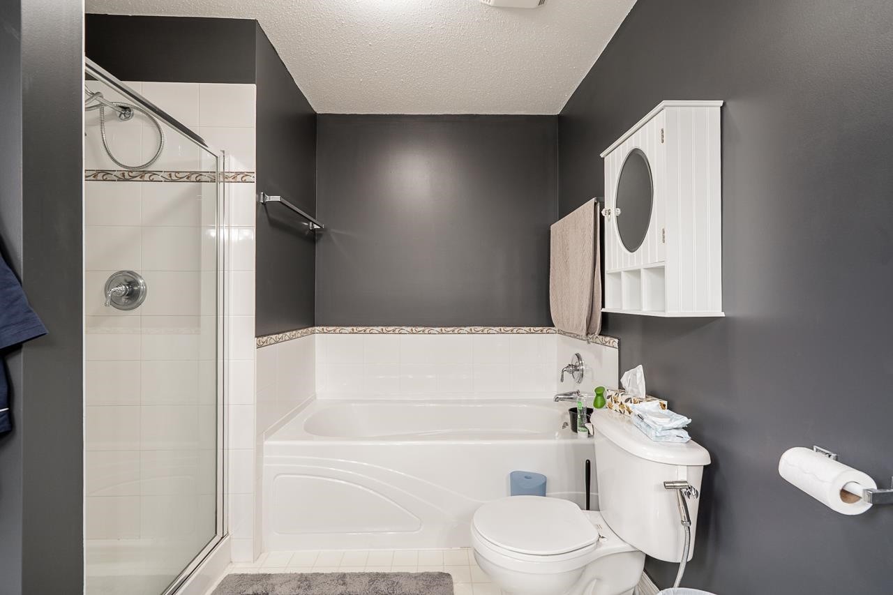 34-17097 64 Avenue, Surrey, BC