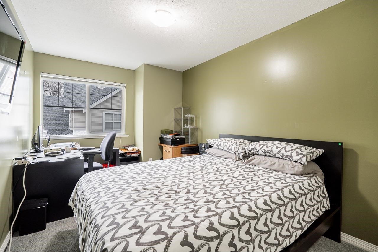 34-17097 64 Avenue, Surrey, BC