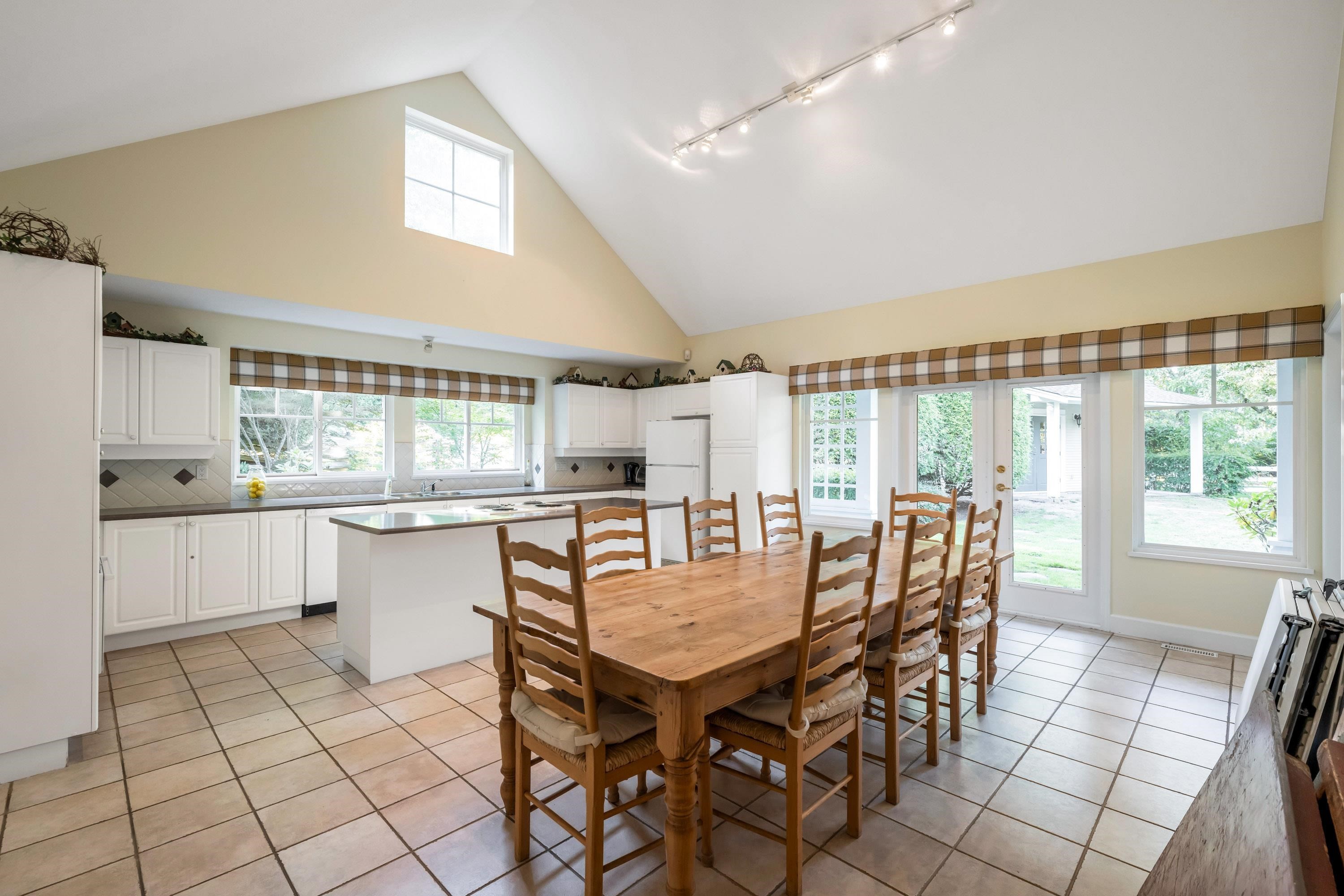 7-6488 168 Street, Surrey, BC