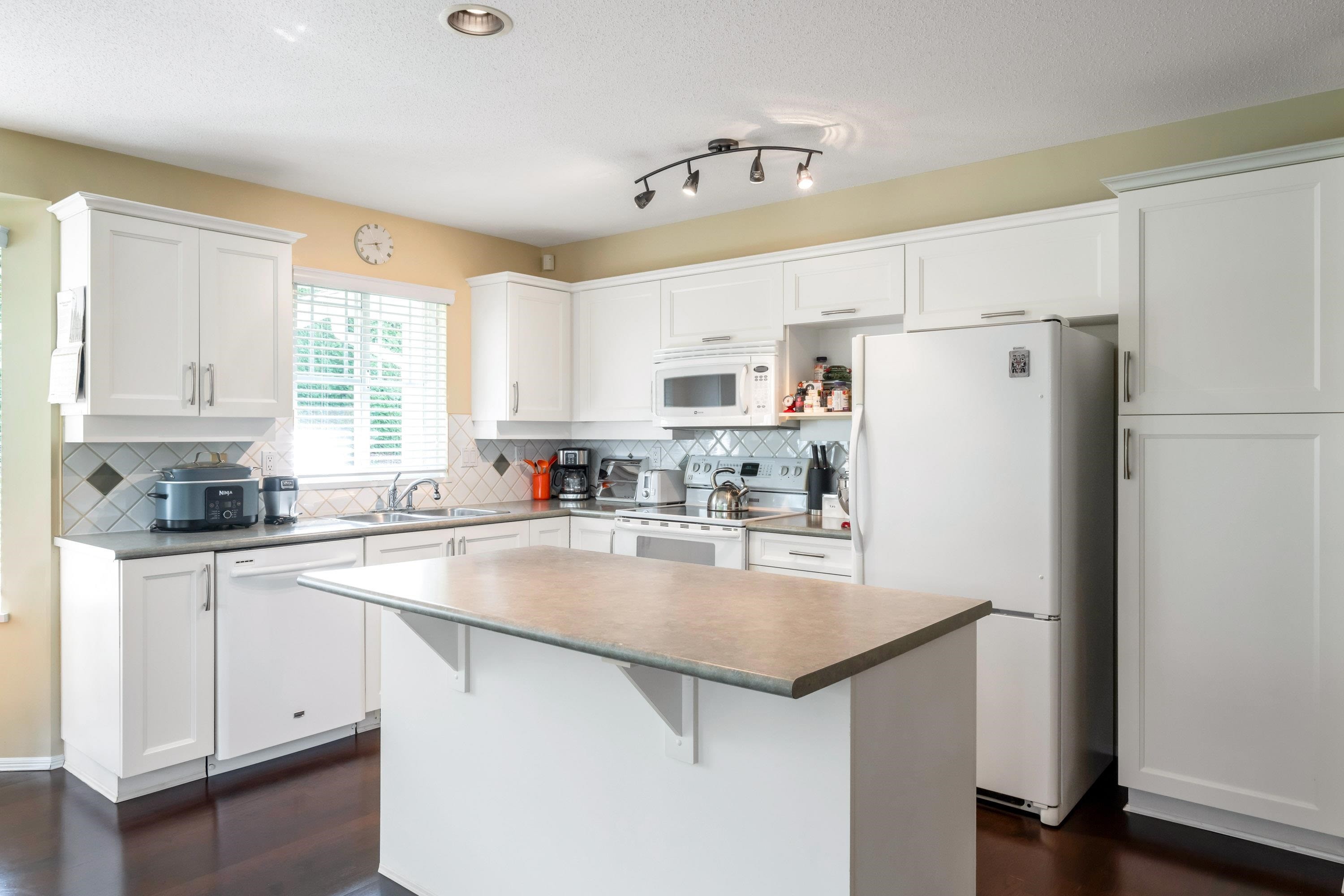 7-6488 168 Street, Surrey, BC