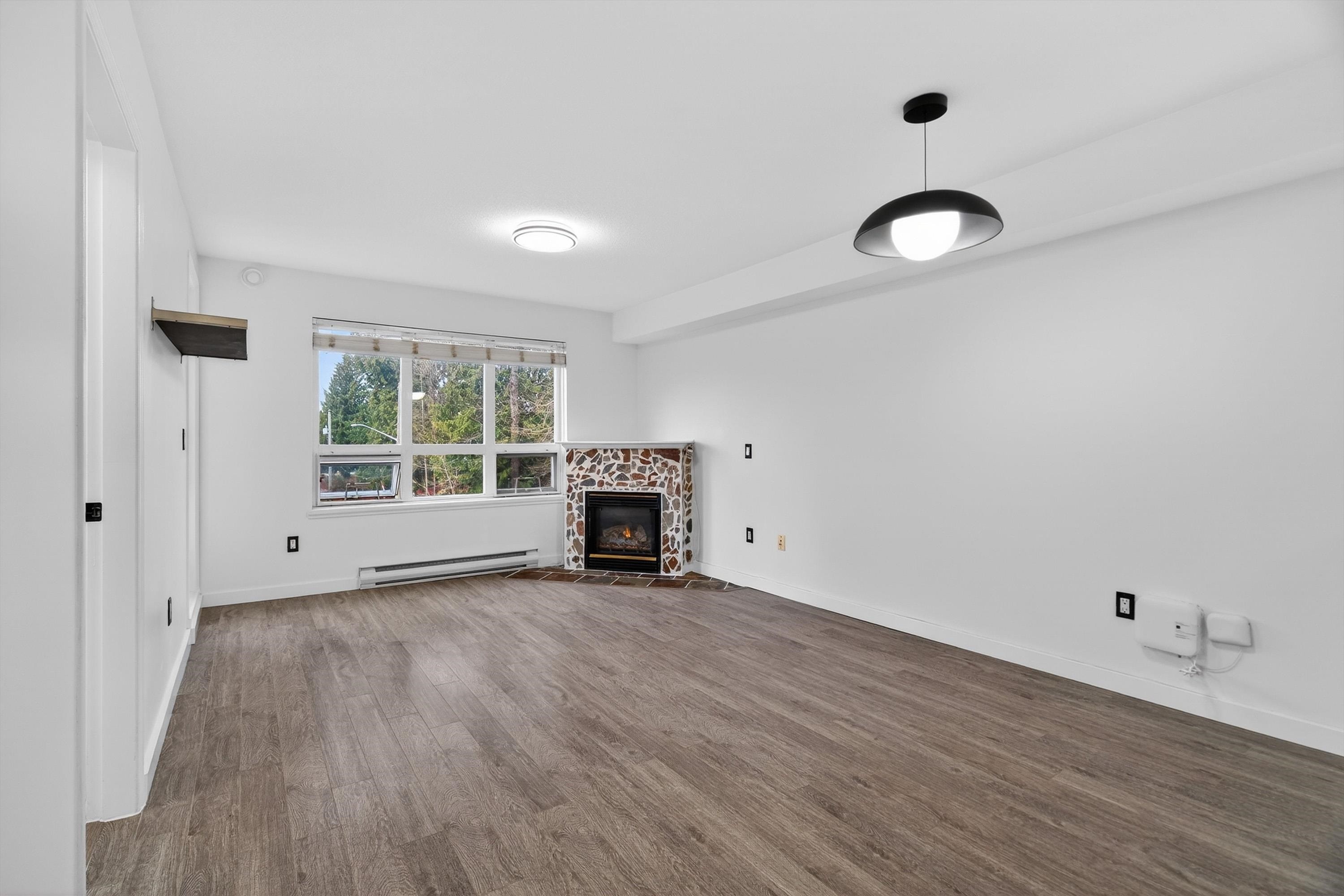 305-14377 103 Avenue, Surrey, BC