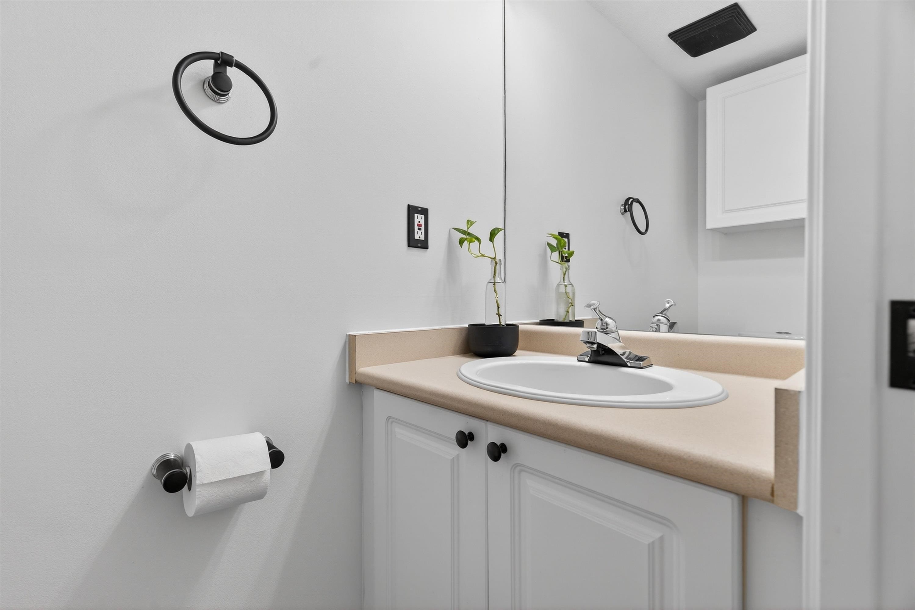 305-14377 103 Avenue, Surrey, BC