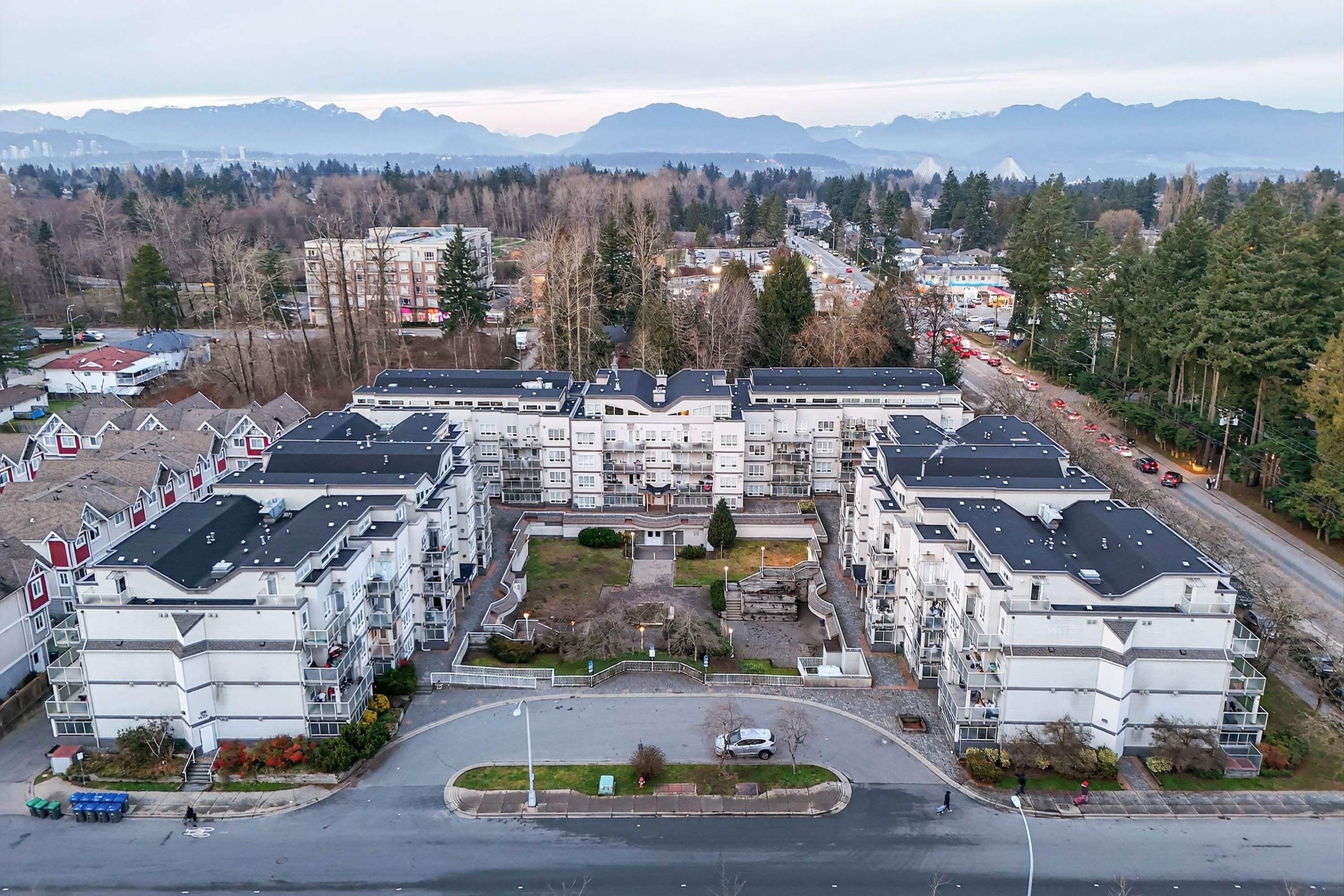 305-14377 103 Avenue, Surrey, BC