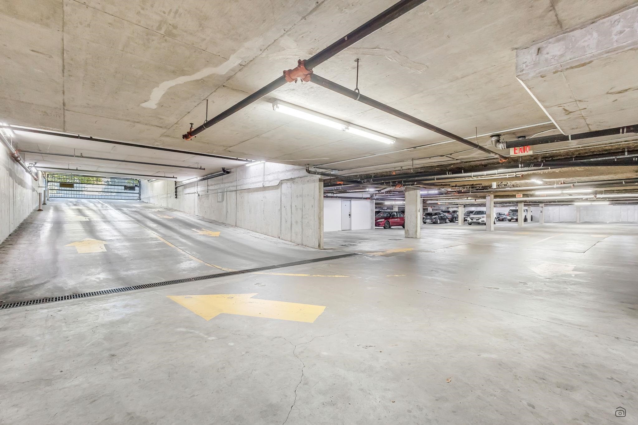 206-10533 University Drive, Surrey, BC