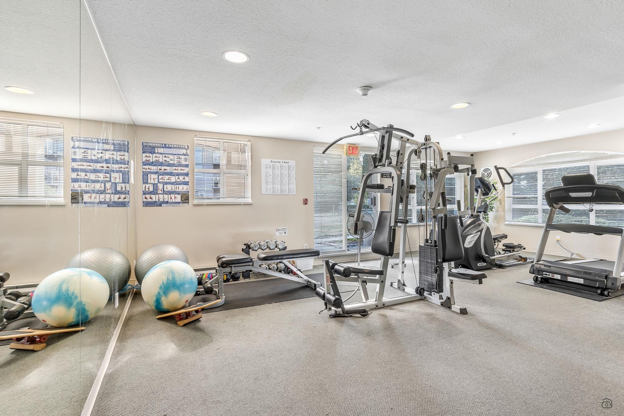 206-10533 University Drive, Surrey, BC