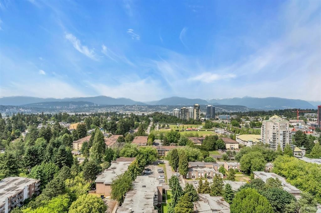 1902-13318 104 Avenue, Surrey, BC