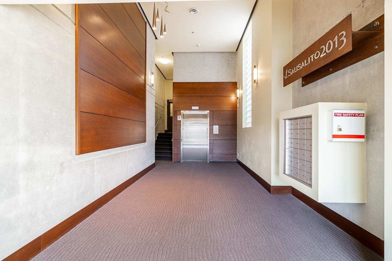 603-14955 Victoria Avenue, White Rock, BC