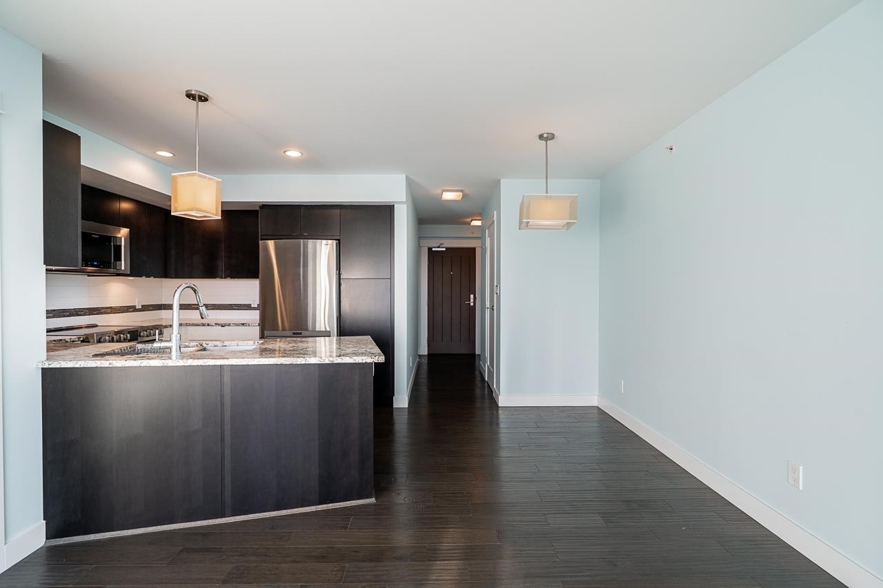 603-14955 Victoria Avenue, White Rock, BC