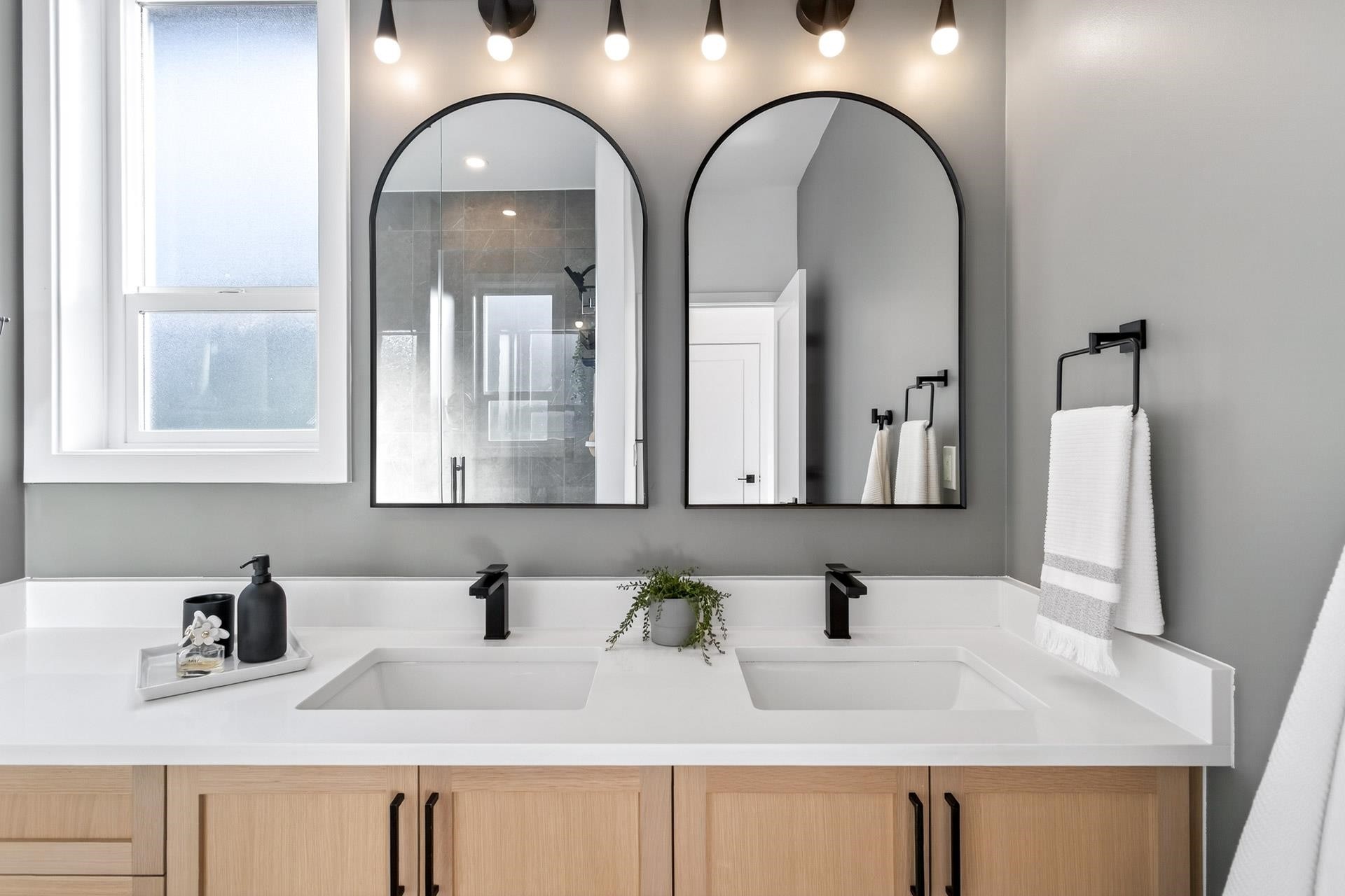 73-20763 76 Avenue, Langley, BC