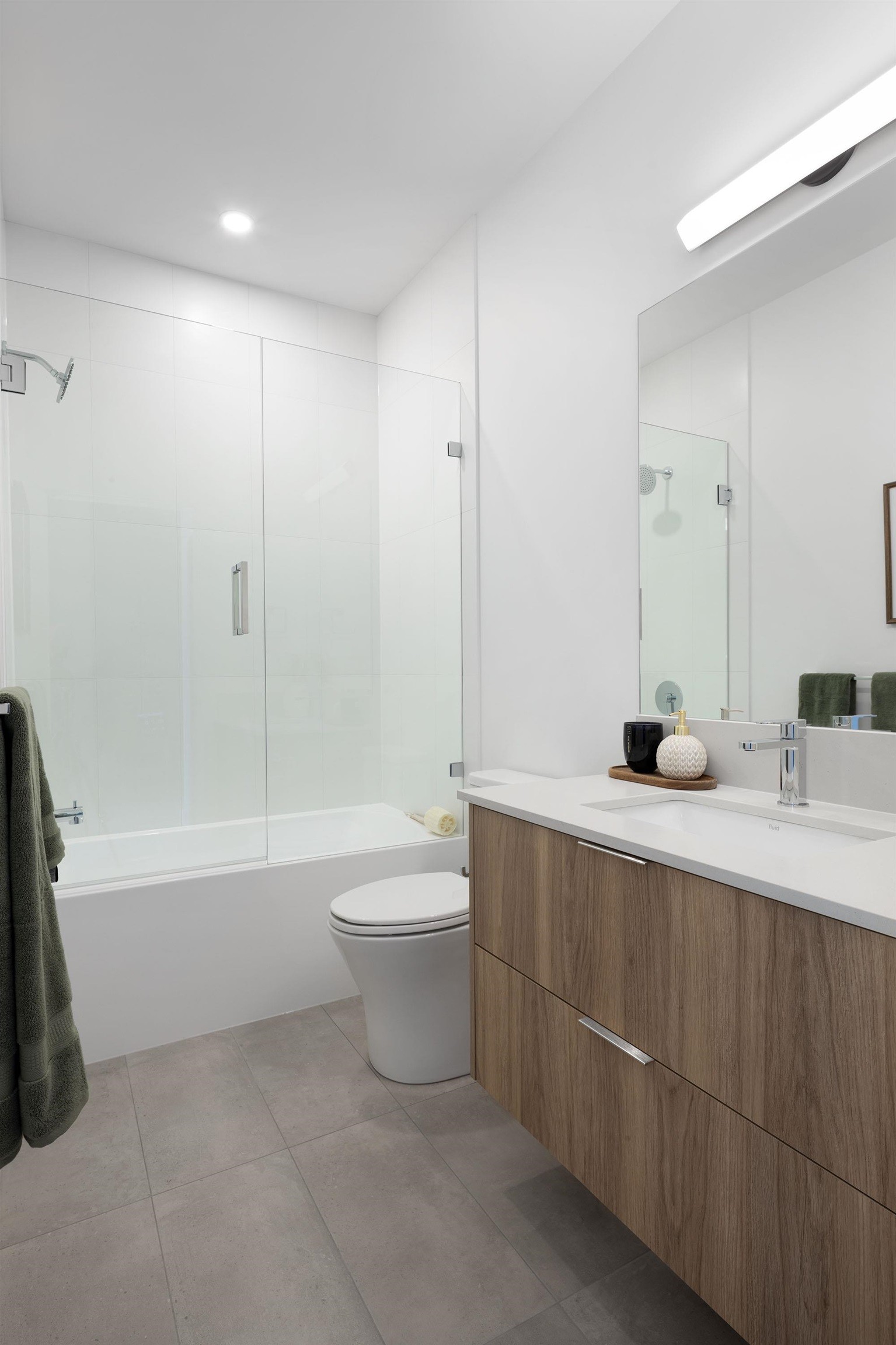 61-16487 89 Avenue, Surrey, BC