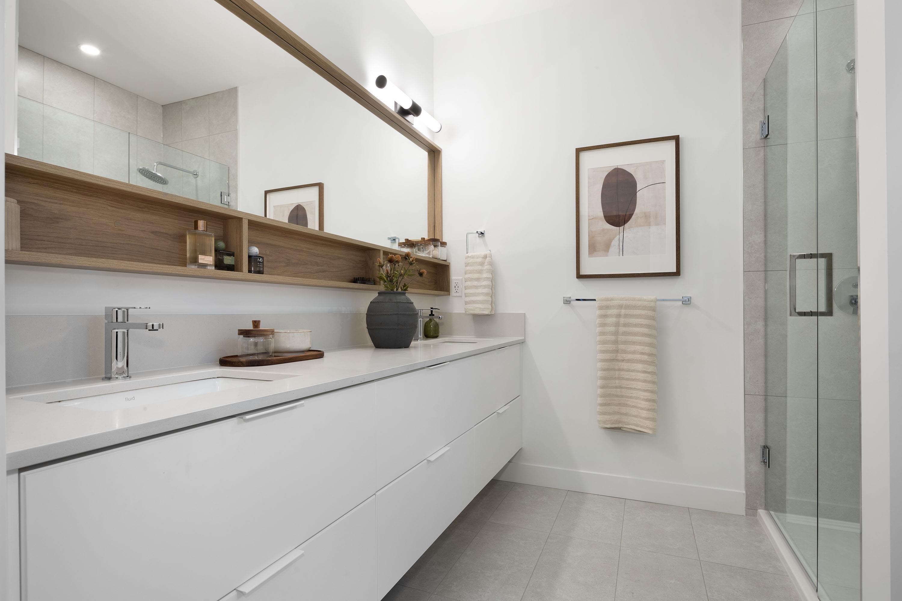 61-16487 89 Avenue, Surrey, BC