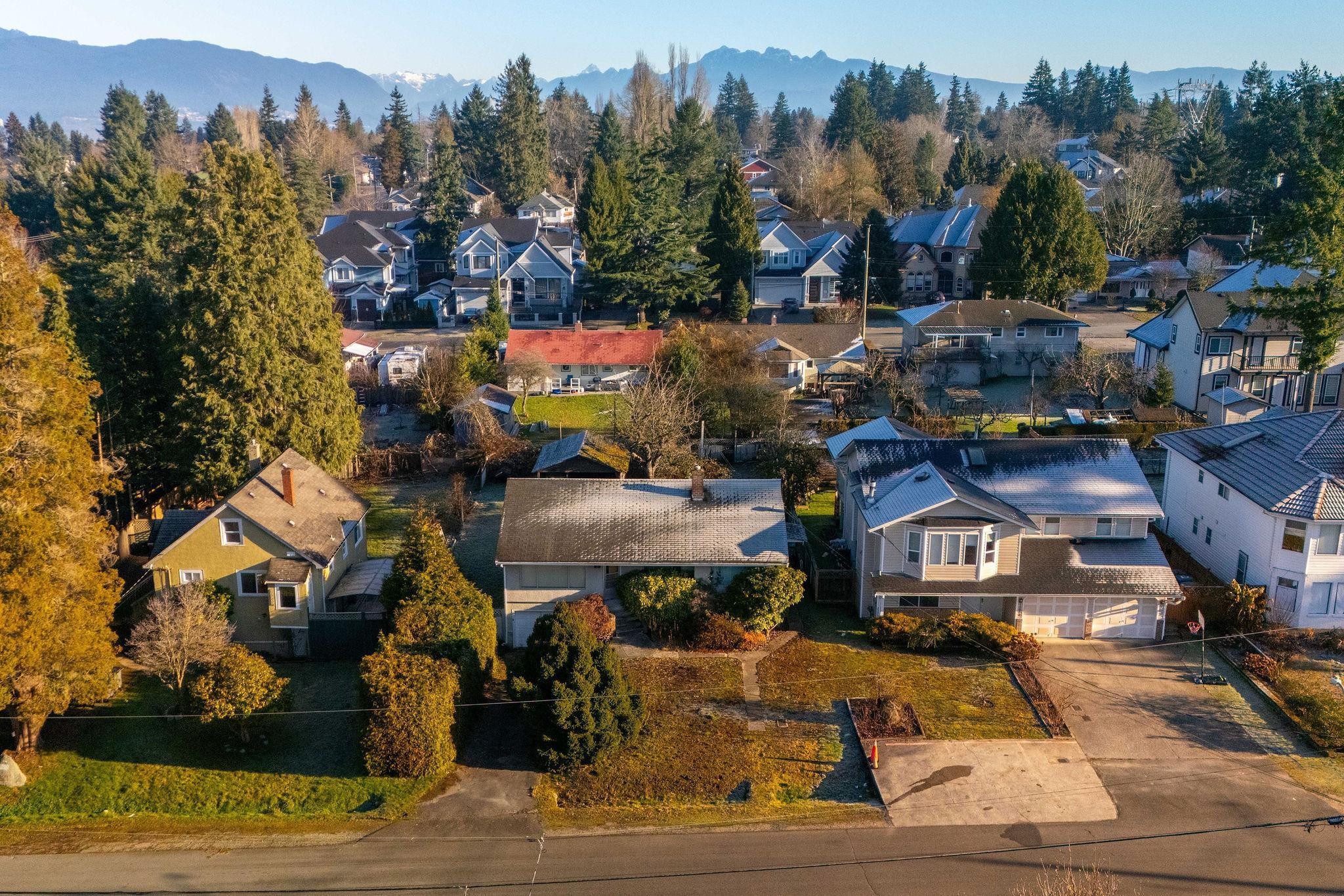 13817 Berg Road, Surrey, BC