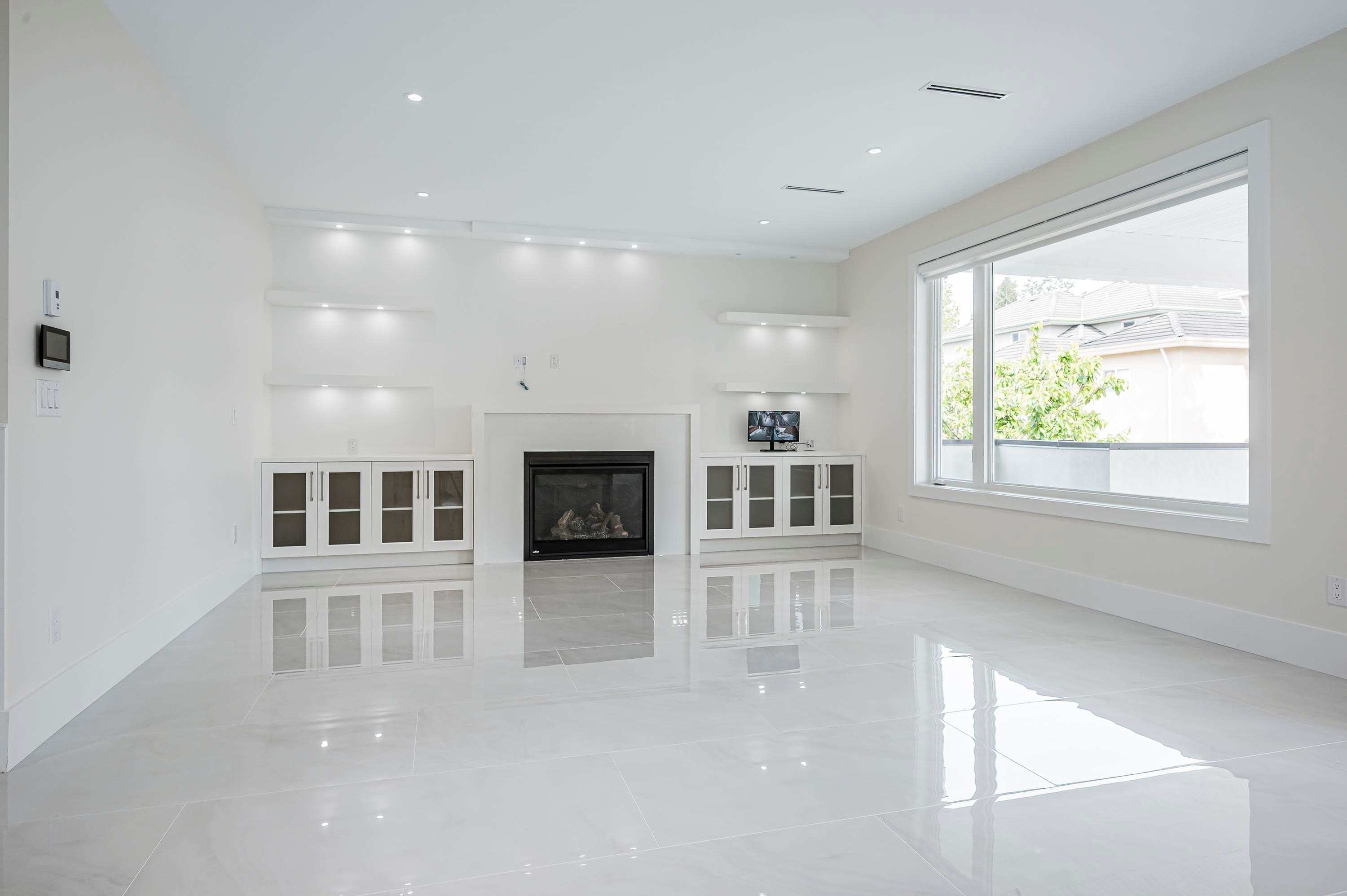 15665 82 Avenue, Surrey, BC