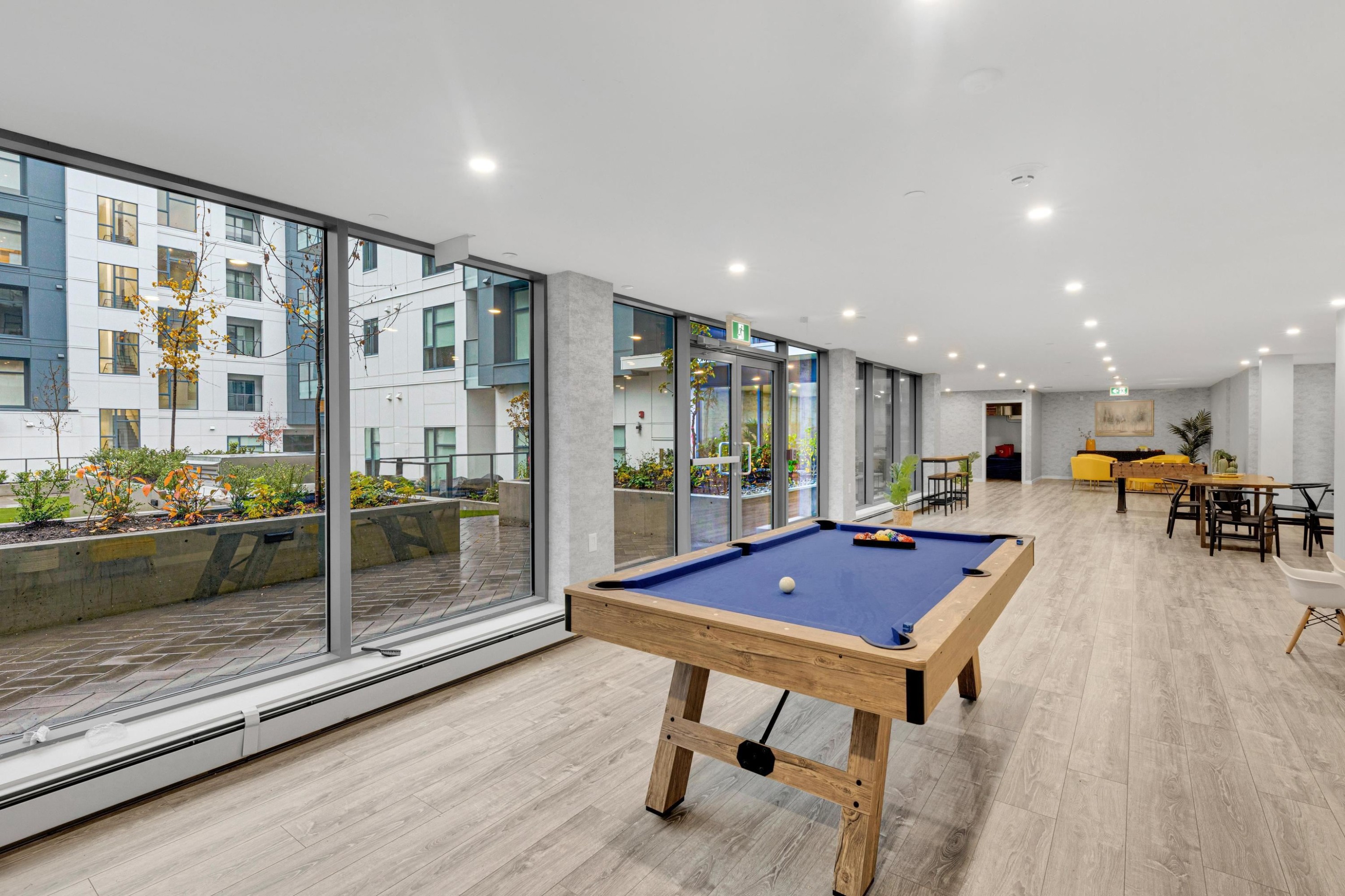 607-10828 139A Street, Surrey, BC