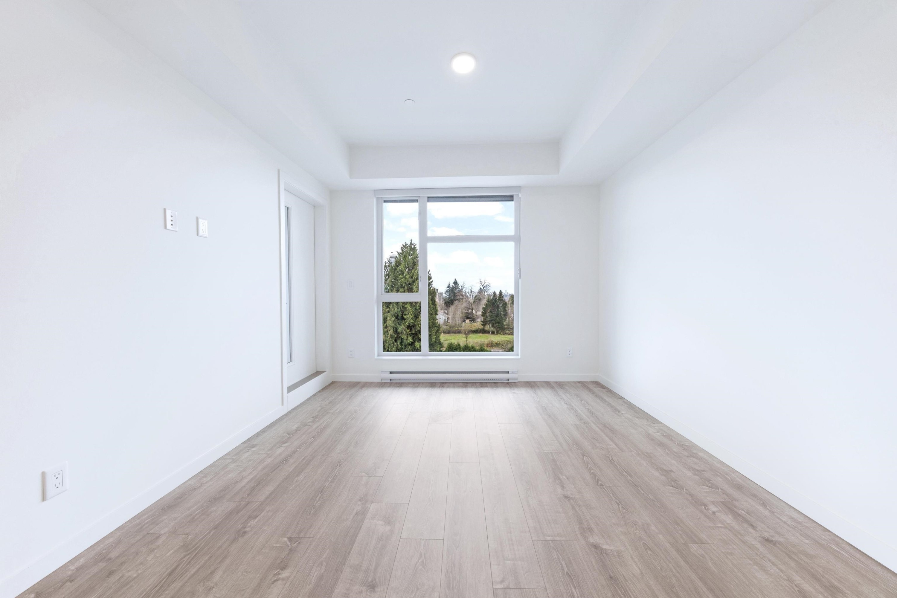 607-10828 139A Street, Surrey, BC