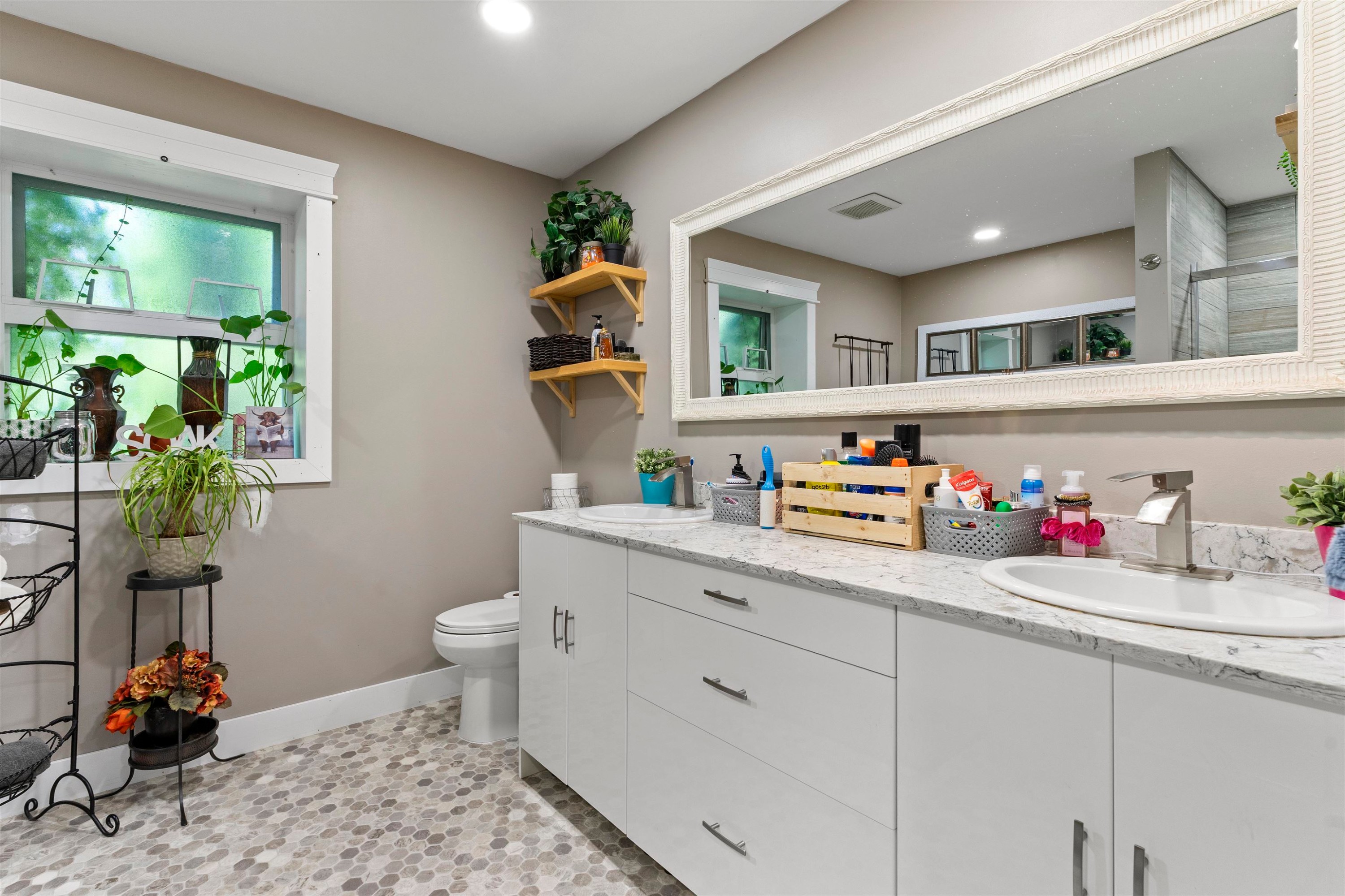 30957 Gunn Avenue, Mission, BC