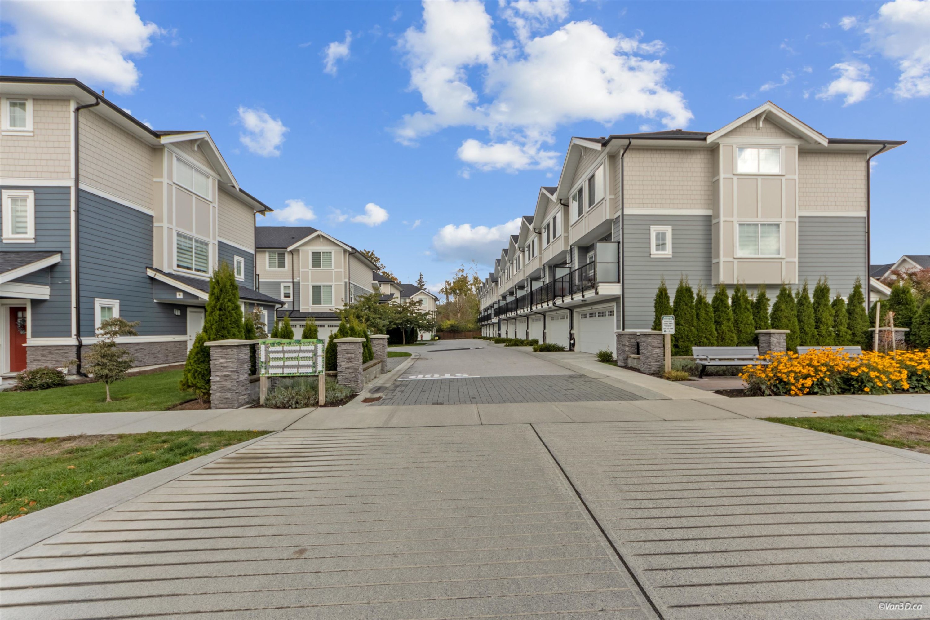 44-19501 74 Avenue, Surrey, BC