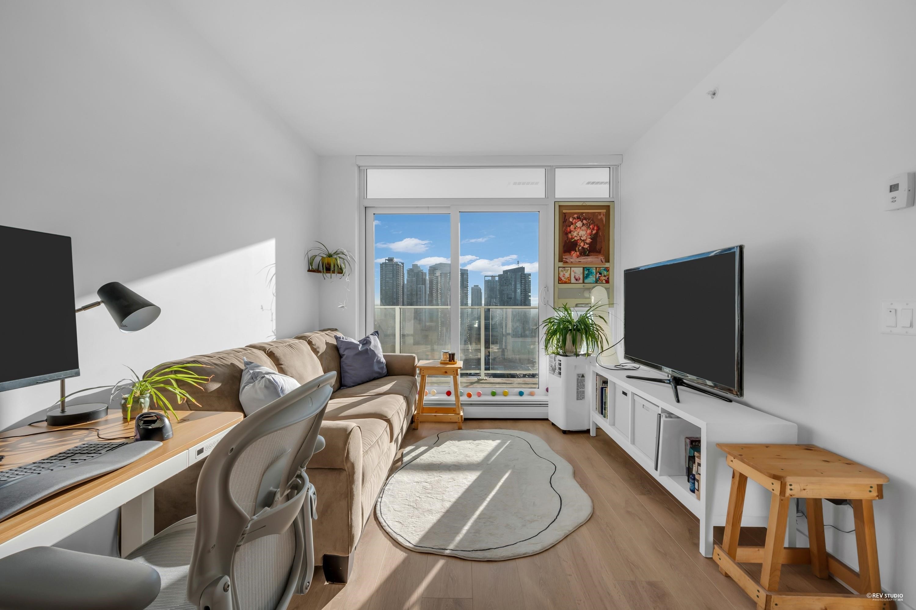 2107-13685 102 Avenue, Surrey, BC