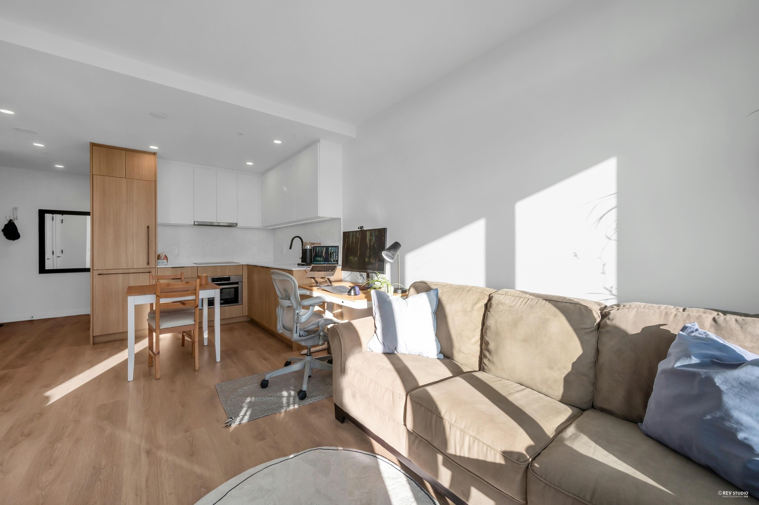 2107-13685 102 Avenue, Surrey, BC