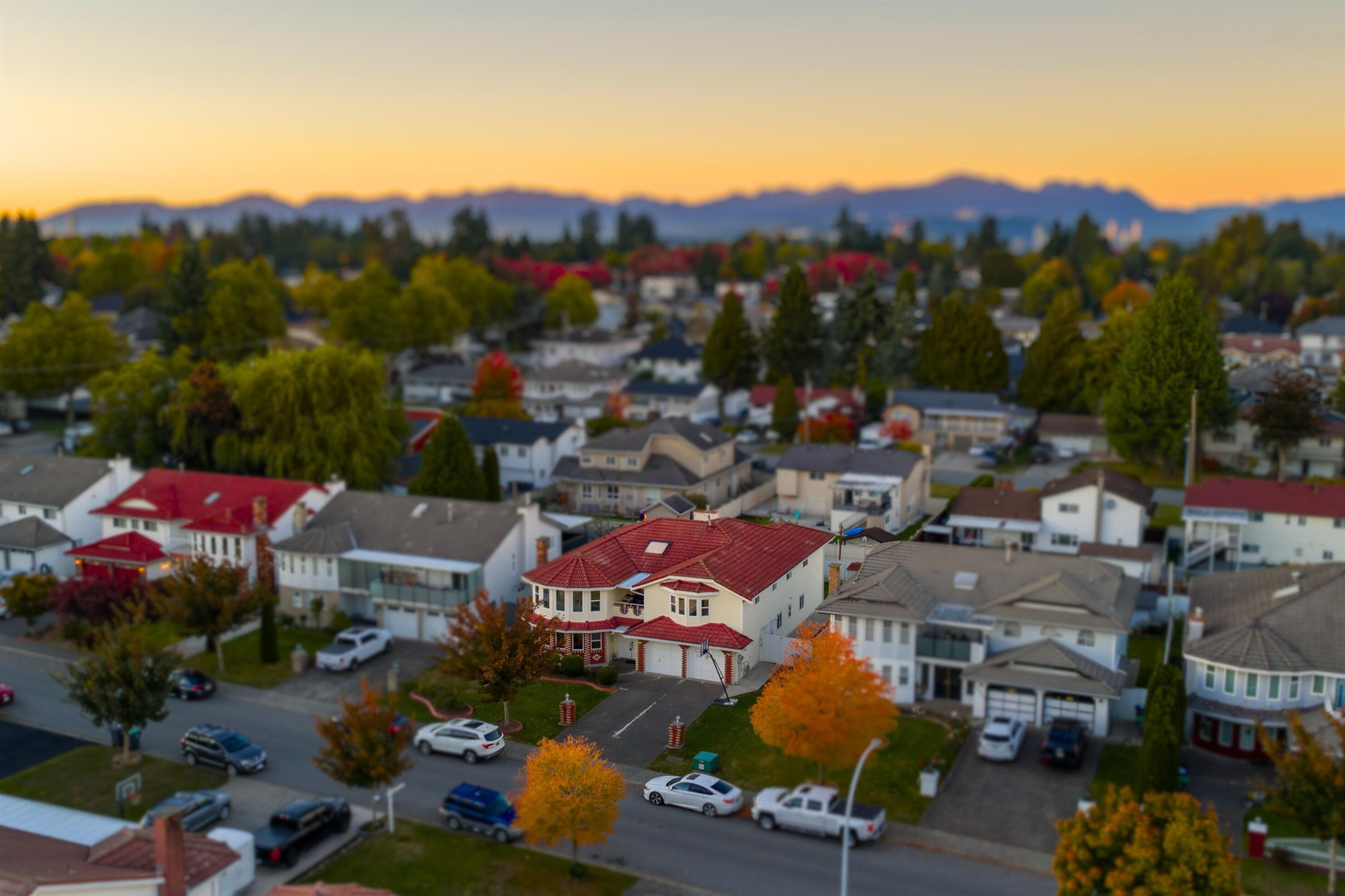 12451 90A Avenue, Surrey, BC