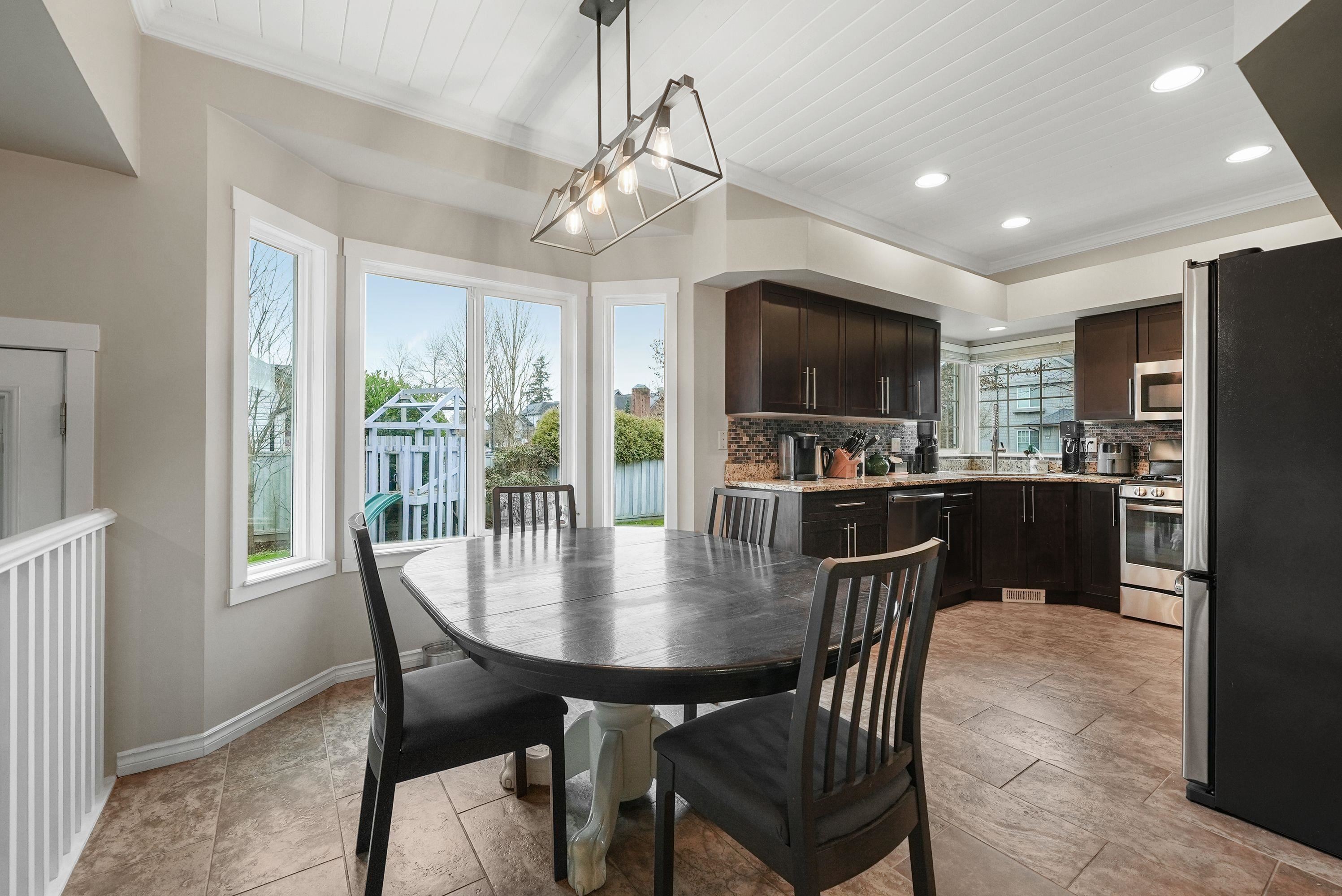 18810 65 Avenue, Surrey, BC