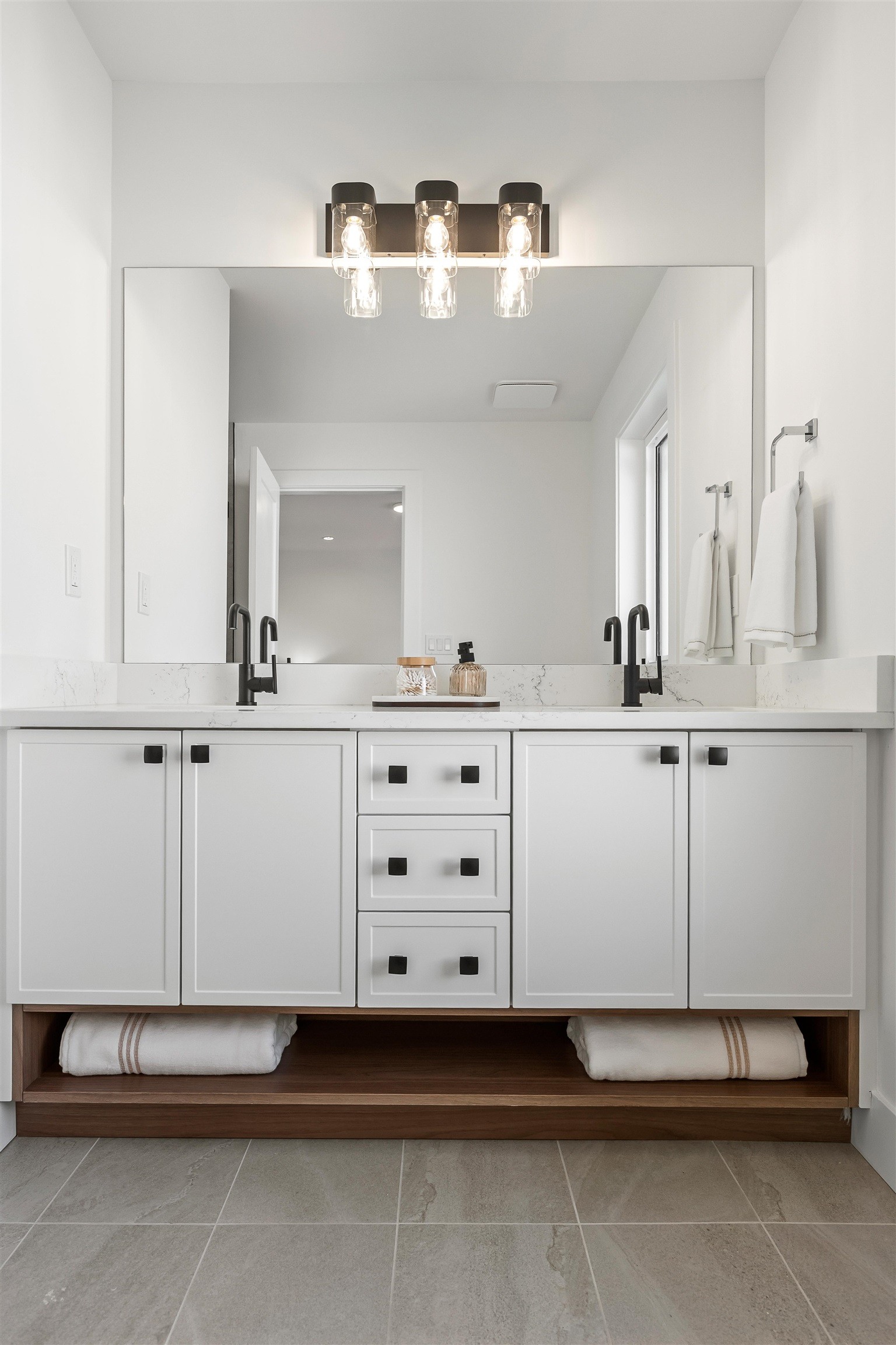 8-12635 63 Avenue, Surrey, BC