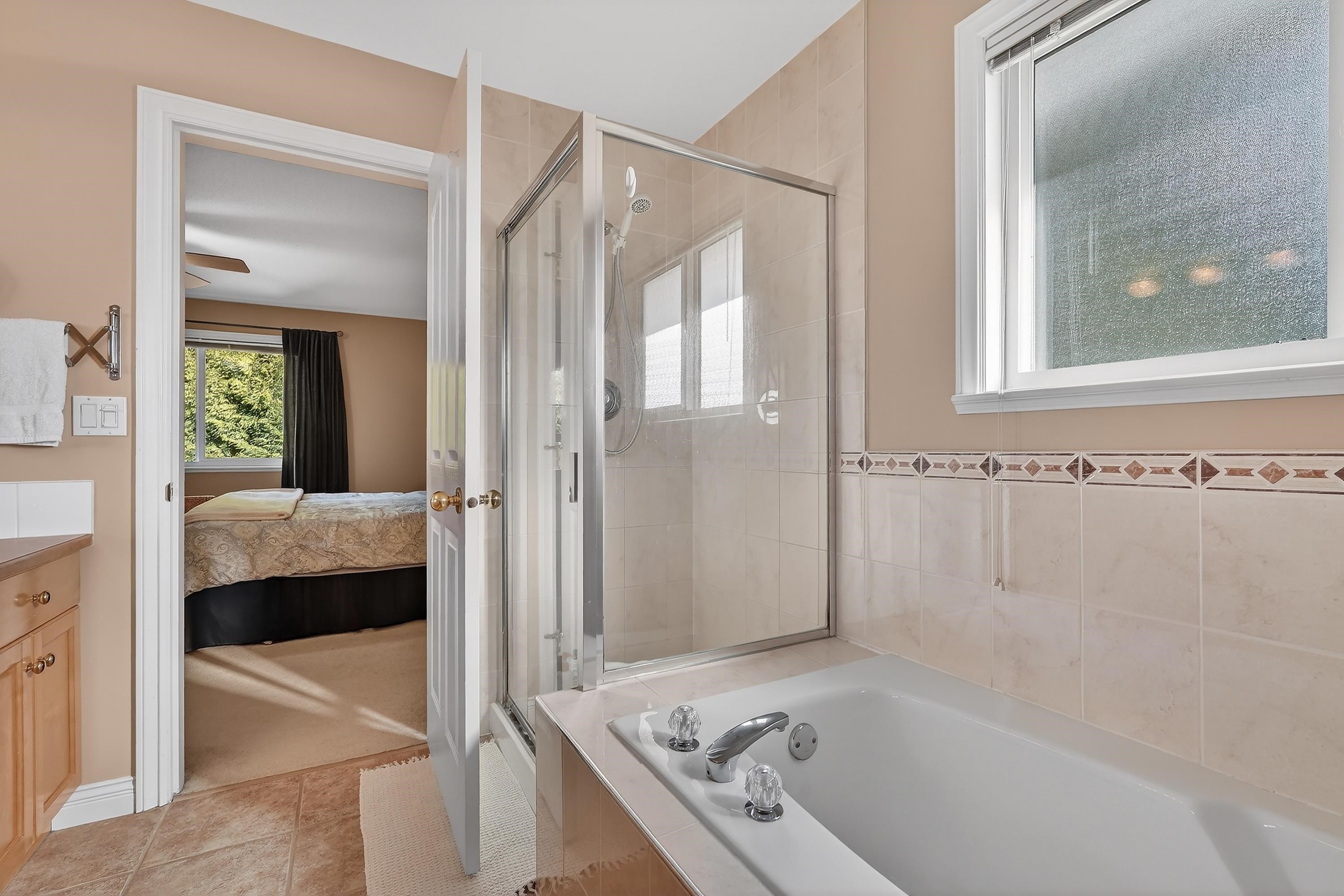 1551 161B Street, Surrey, BC