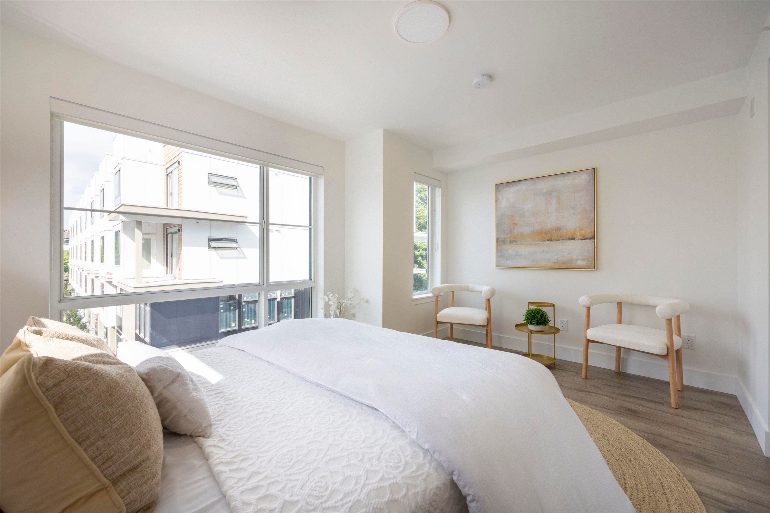 21-6328 King George Boulevard, Surrey, BC