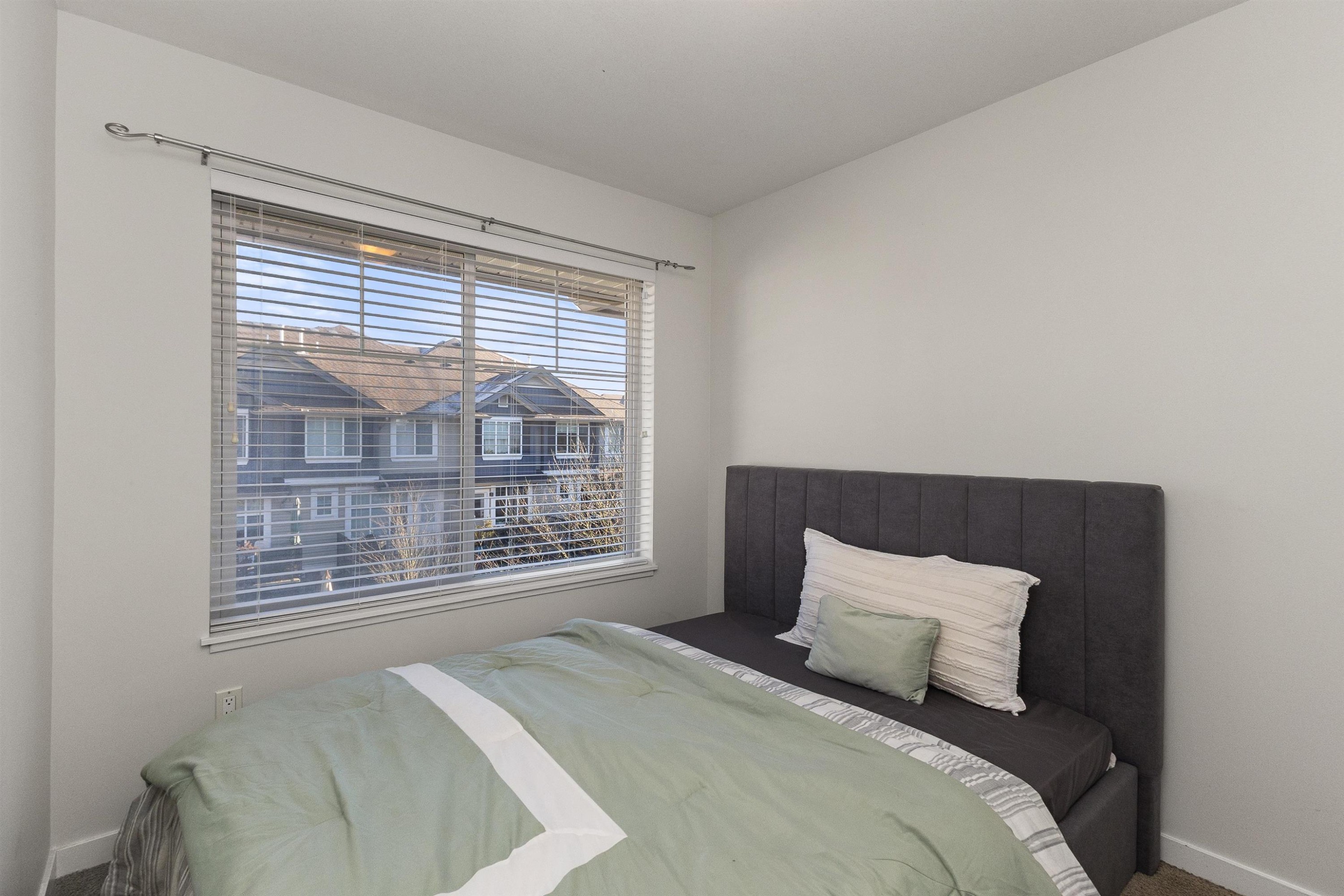 11-6956 193 Street, Surrey, BC