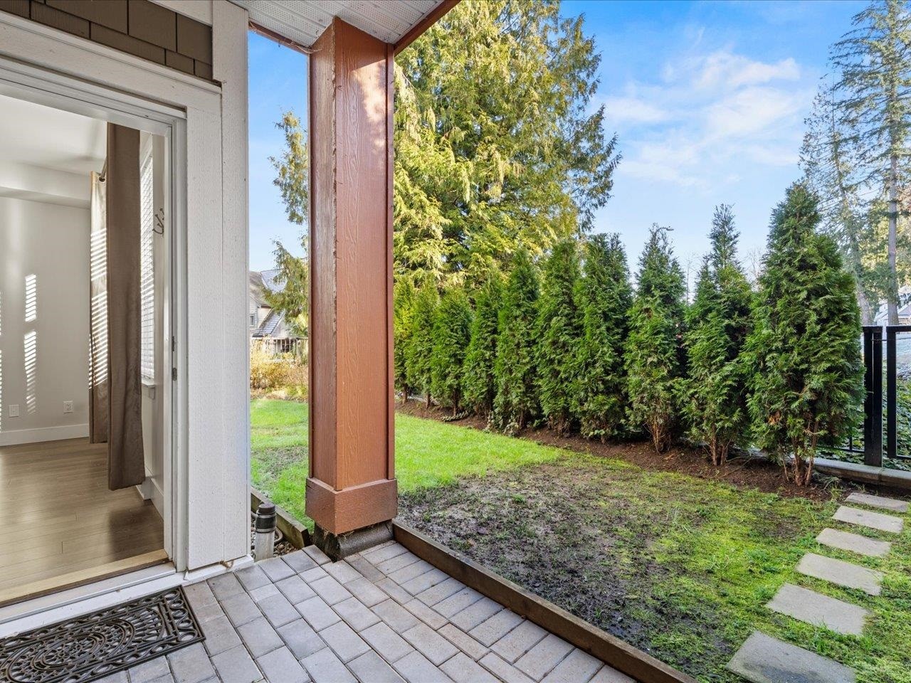 101-14605 Mcdougall Drive, Surrey, BC