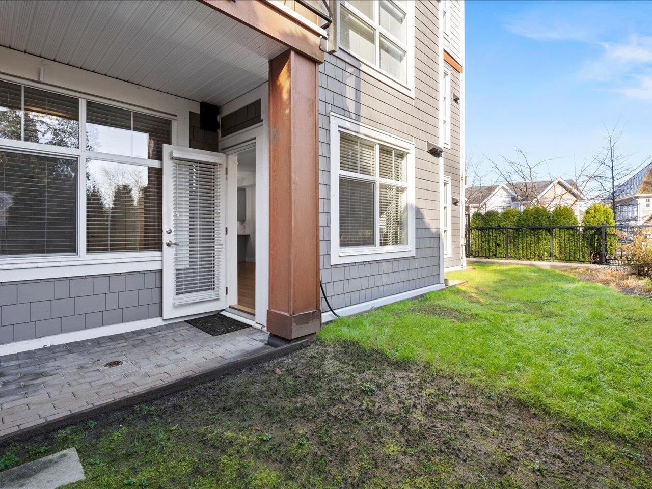 101-14605 Mcdougall Drive, Surrey, BC