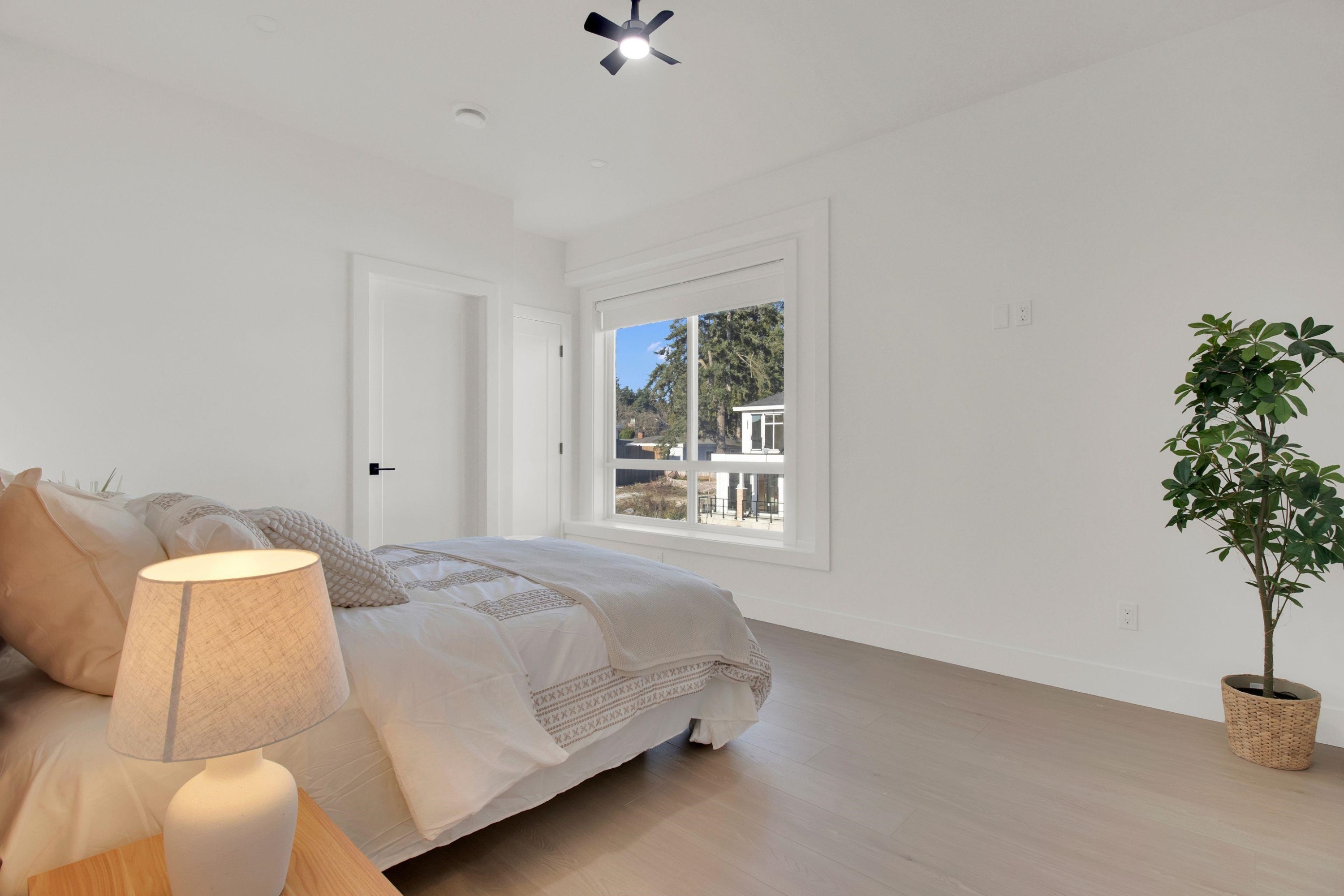 102-16058 9A Avenue, Surrey, BC