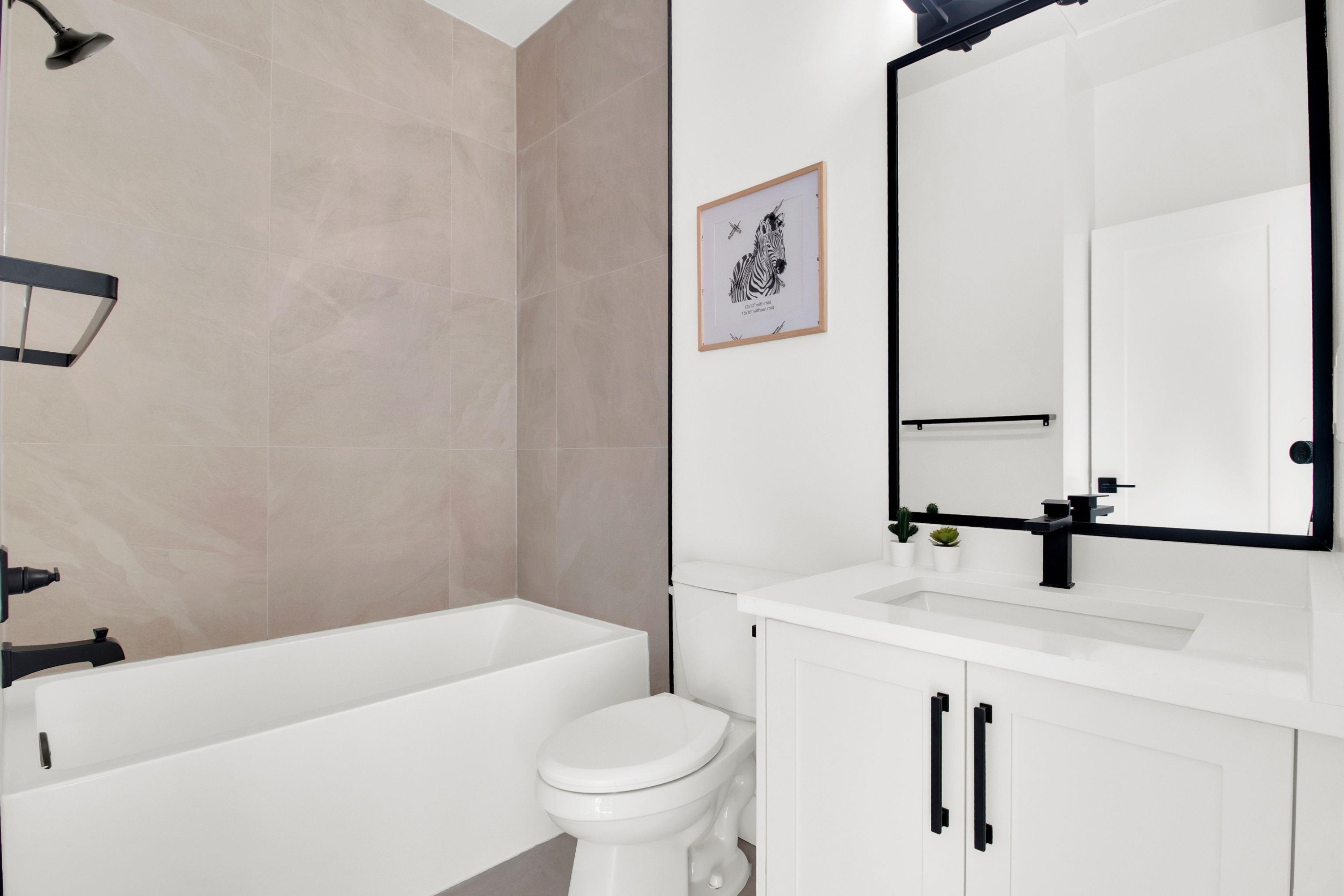 102-16058 9A Avenue, Surrey, BC