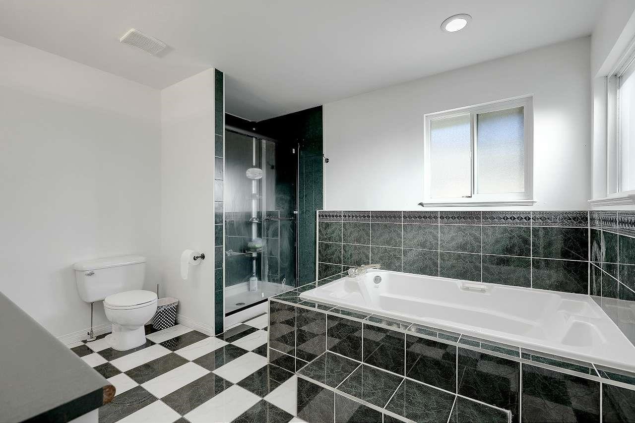 13636 60A Avenue, Surrey, BC