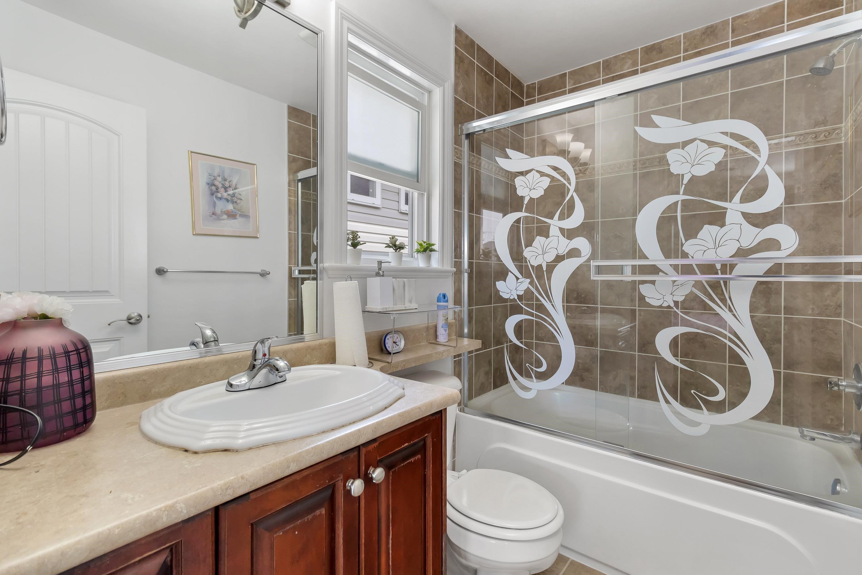 6999 144A Street, Surrey, BC