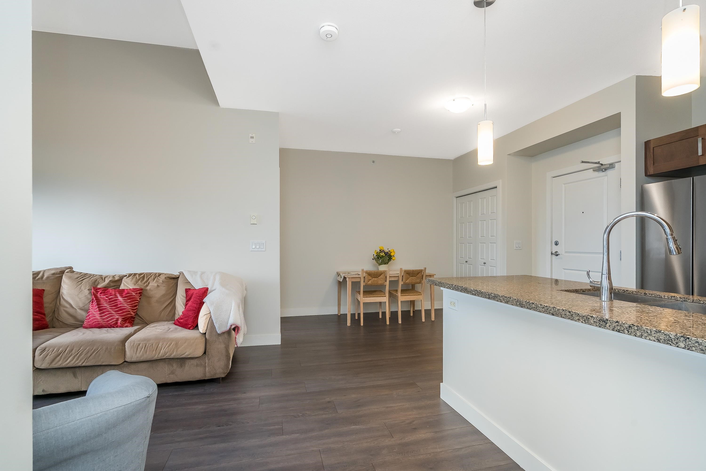 405-20058 Fraser Highway, Langley, BC