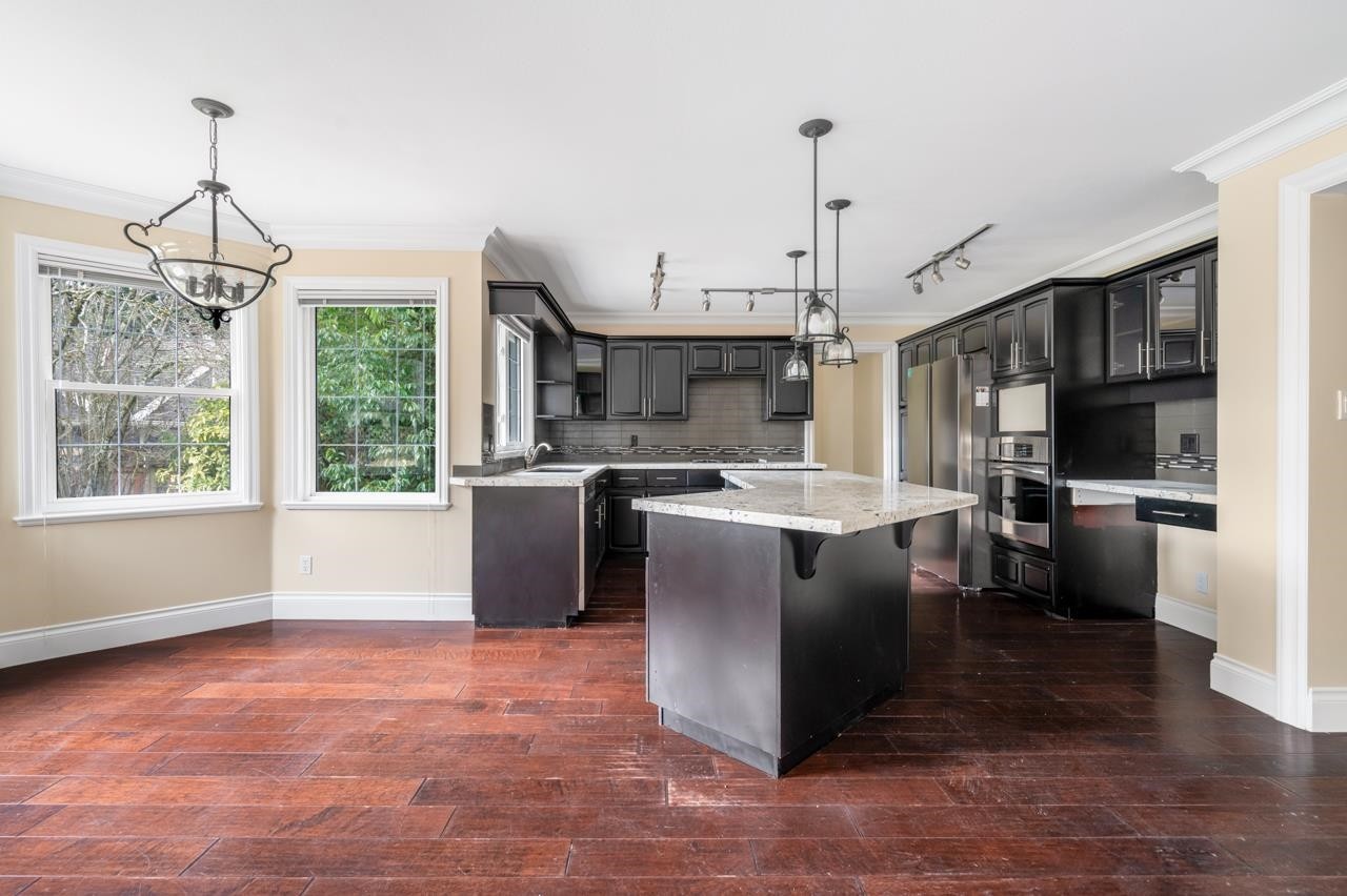 12588 25 Avenue, Surrey, BC