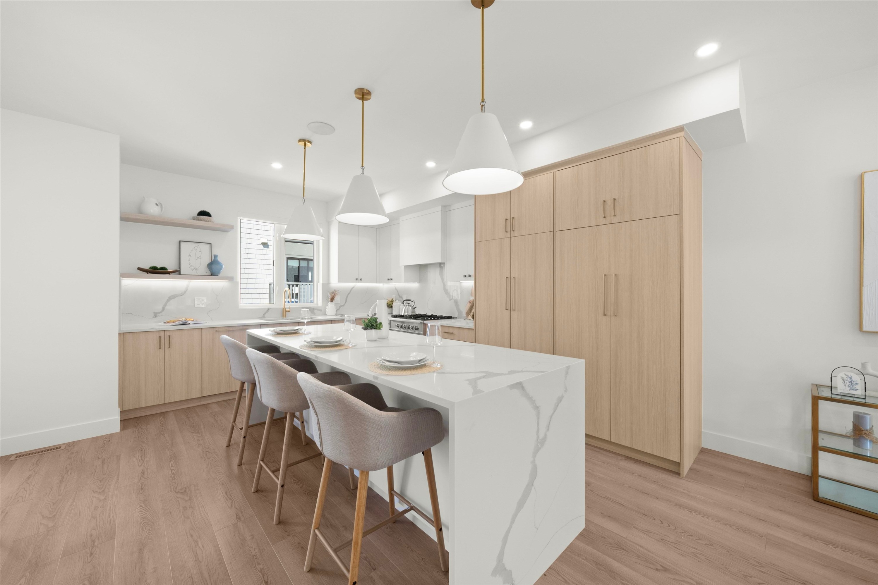 60-16358 90 Avenue, Surrey, BC