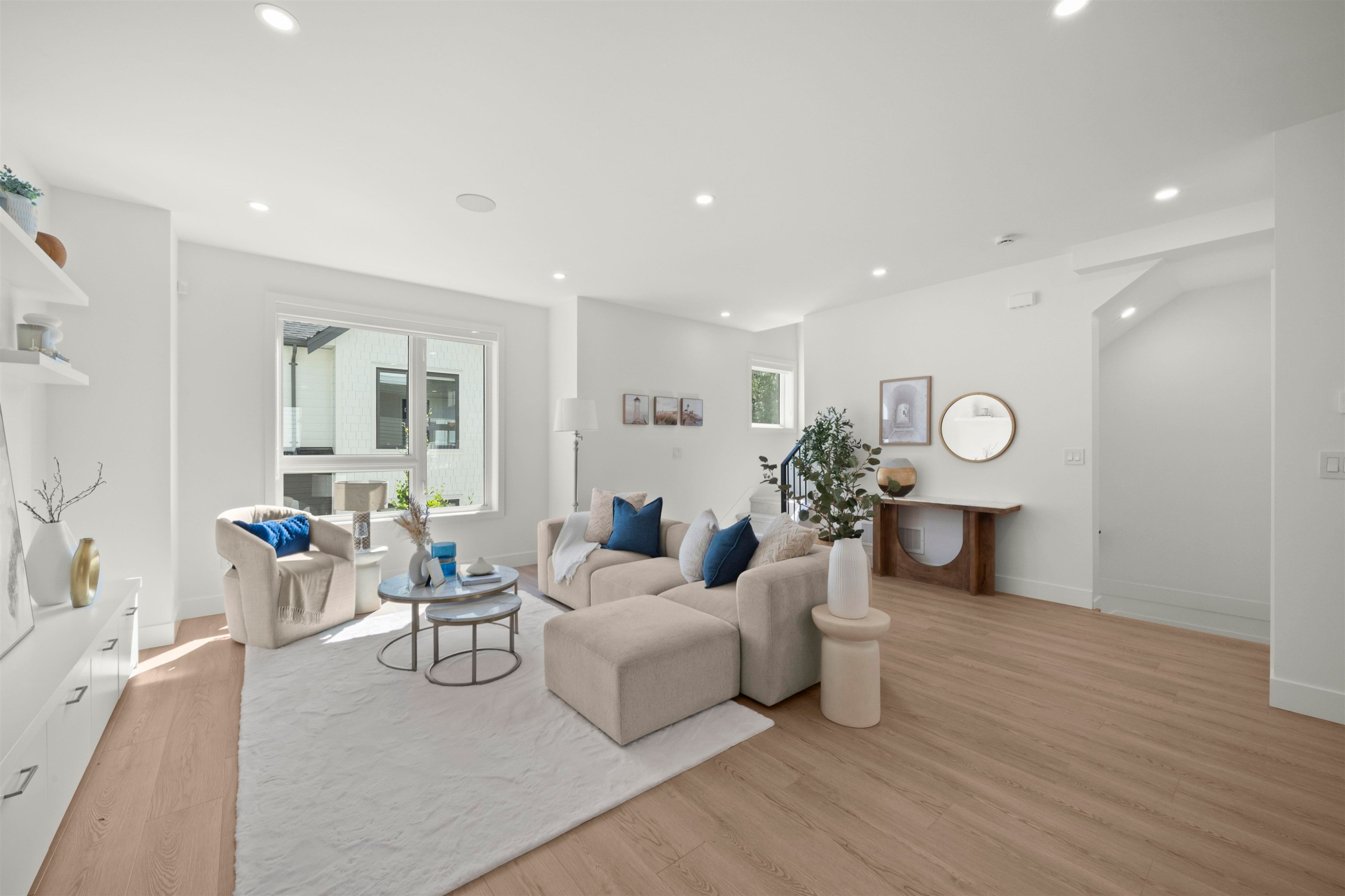 60-16358 90 Avenue, Surrey, BC