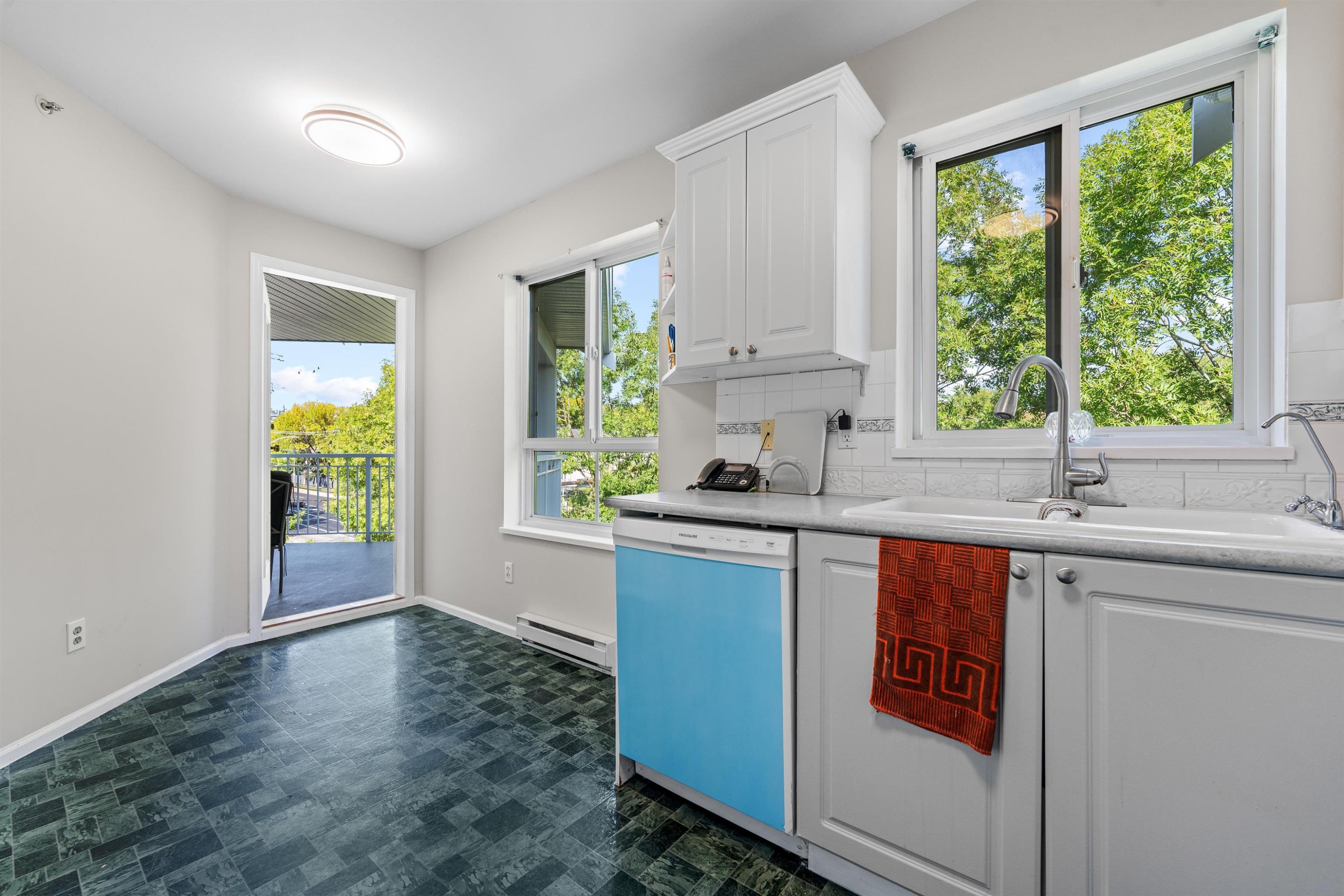 326-19750 64 Avenue, Langley, BC