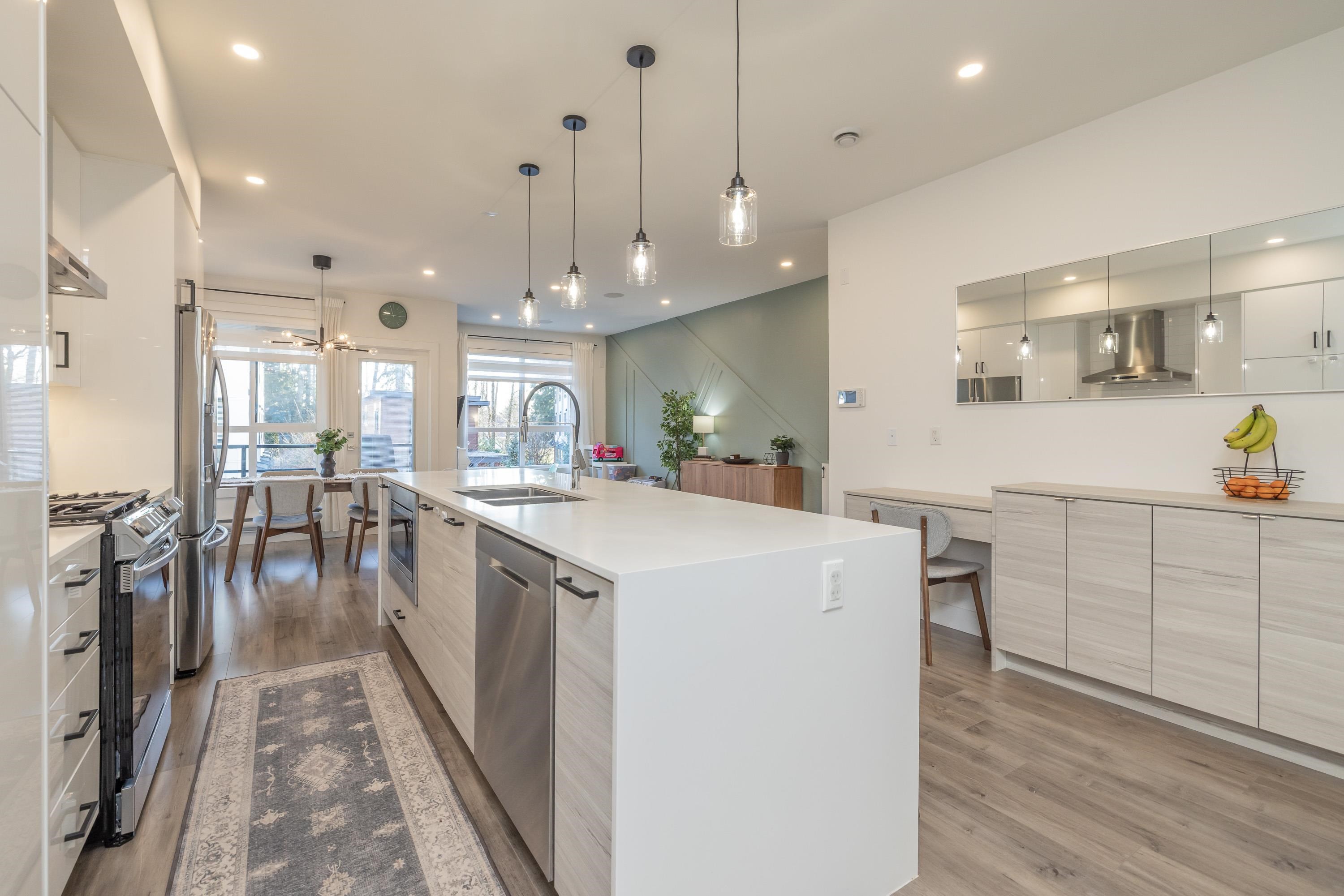 60-7177 194A Street, Surrey, BC