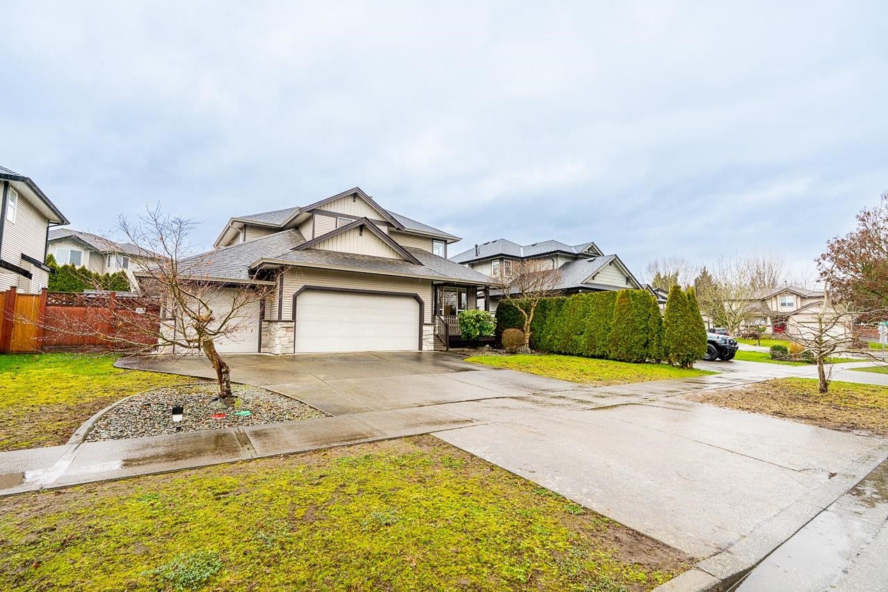 6119 166A Street, Surrey, BC