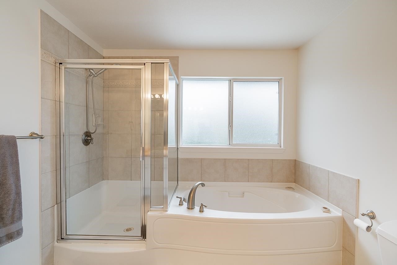 6119 166A Street, Surrey, BC