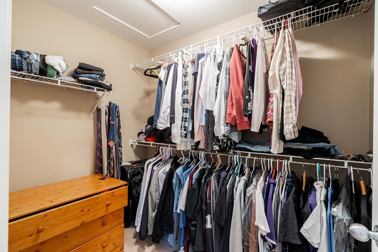 6119 166A Street, Surrey, BC